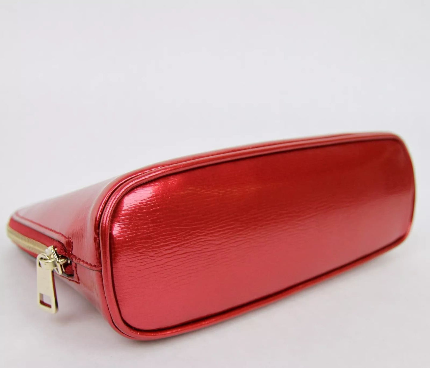 Gucci Red Shiny Leather w/Interlocking G Cosmetic Case