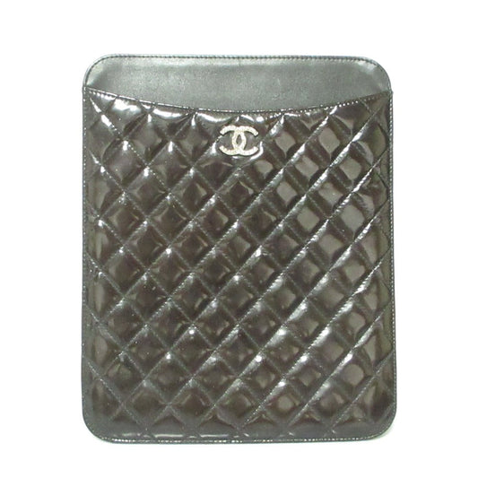 Chanel Matelasse Patent Leather Ipad Case Bag
