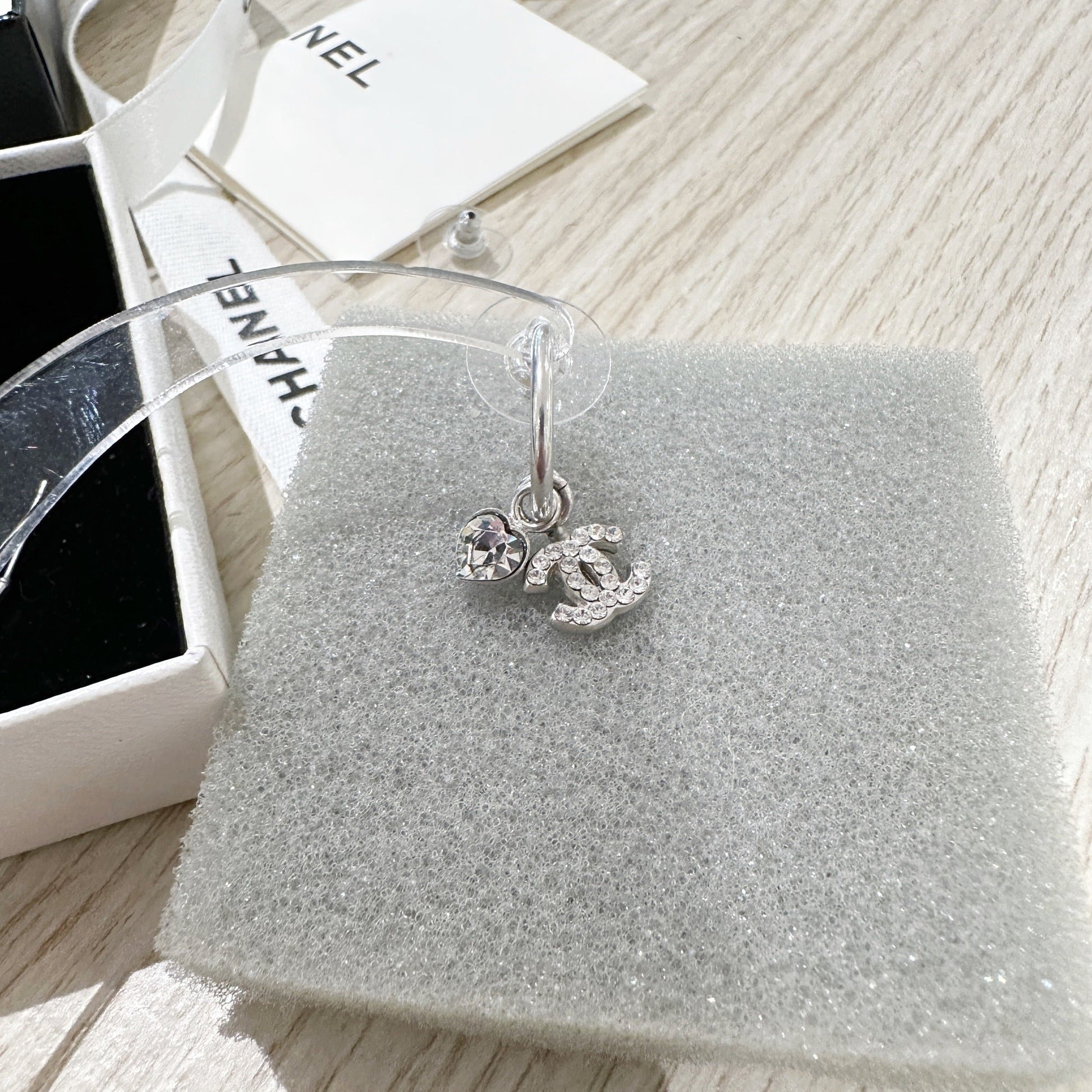 Chanel   earrings