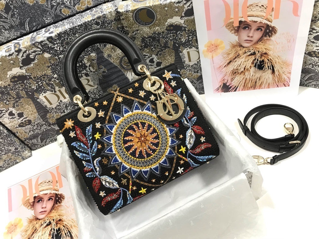 Metop Qualityum Lady Toned Hardware Black Gold Multicolor Travel Bag