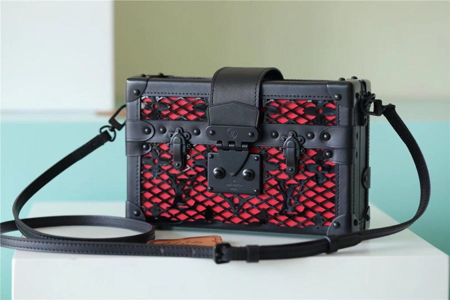 Top Quality Petite Malle For Women Women Monogram Black Crossbody Bag