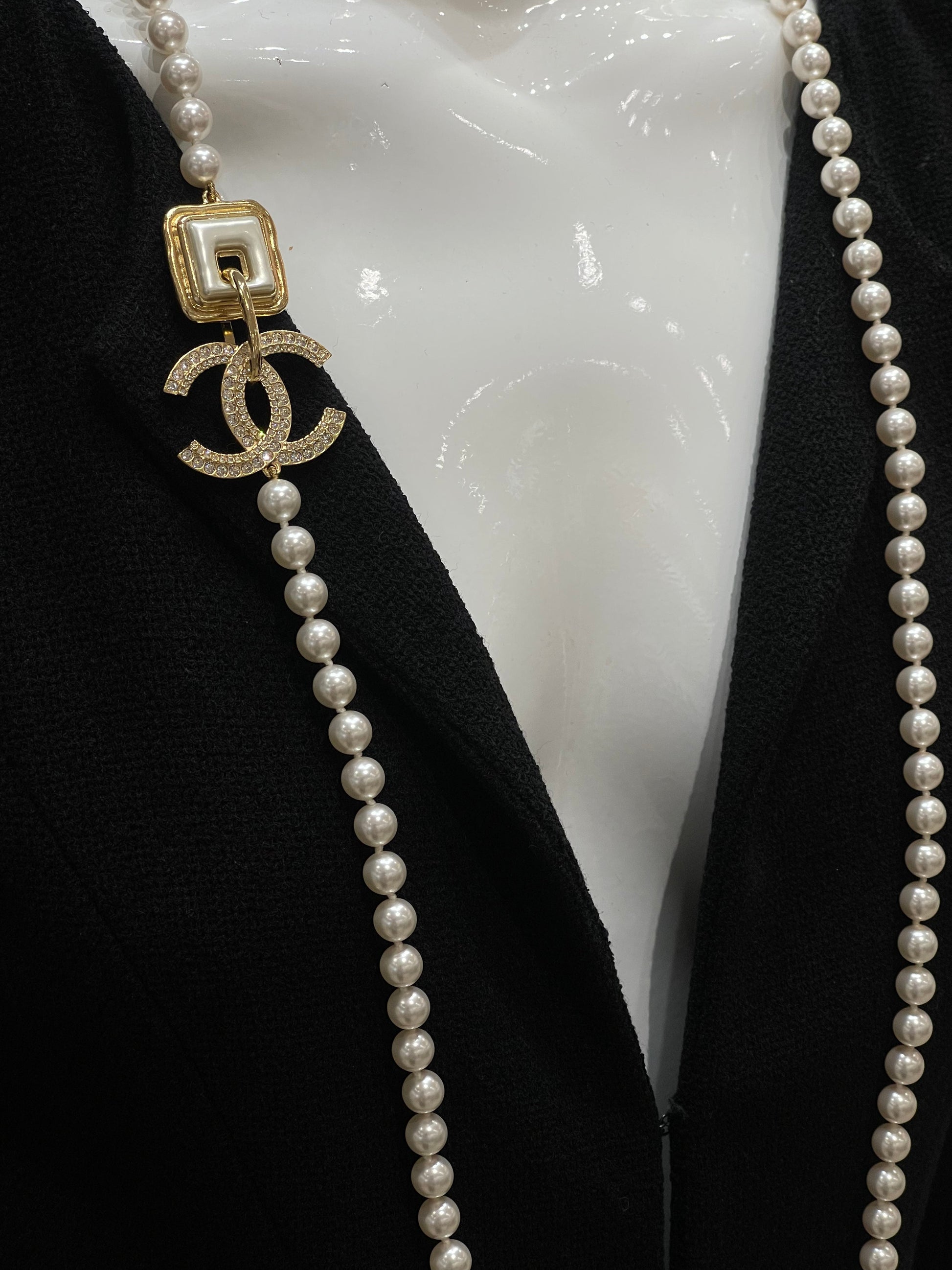 Chanel Sautoir Perles CC Jewelry