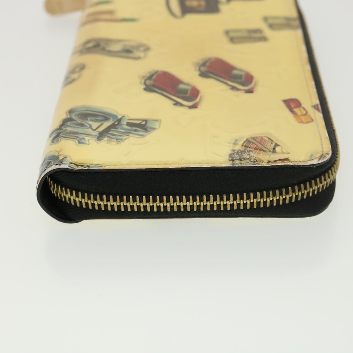 Louis Vuitton Vernis Nicolas Ghesquière Zippy Wallet White LV