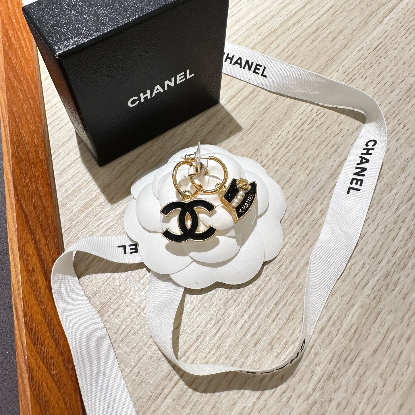 Chanel   earrings