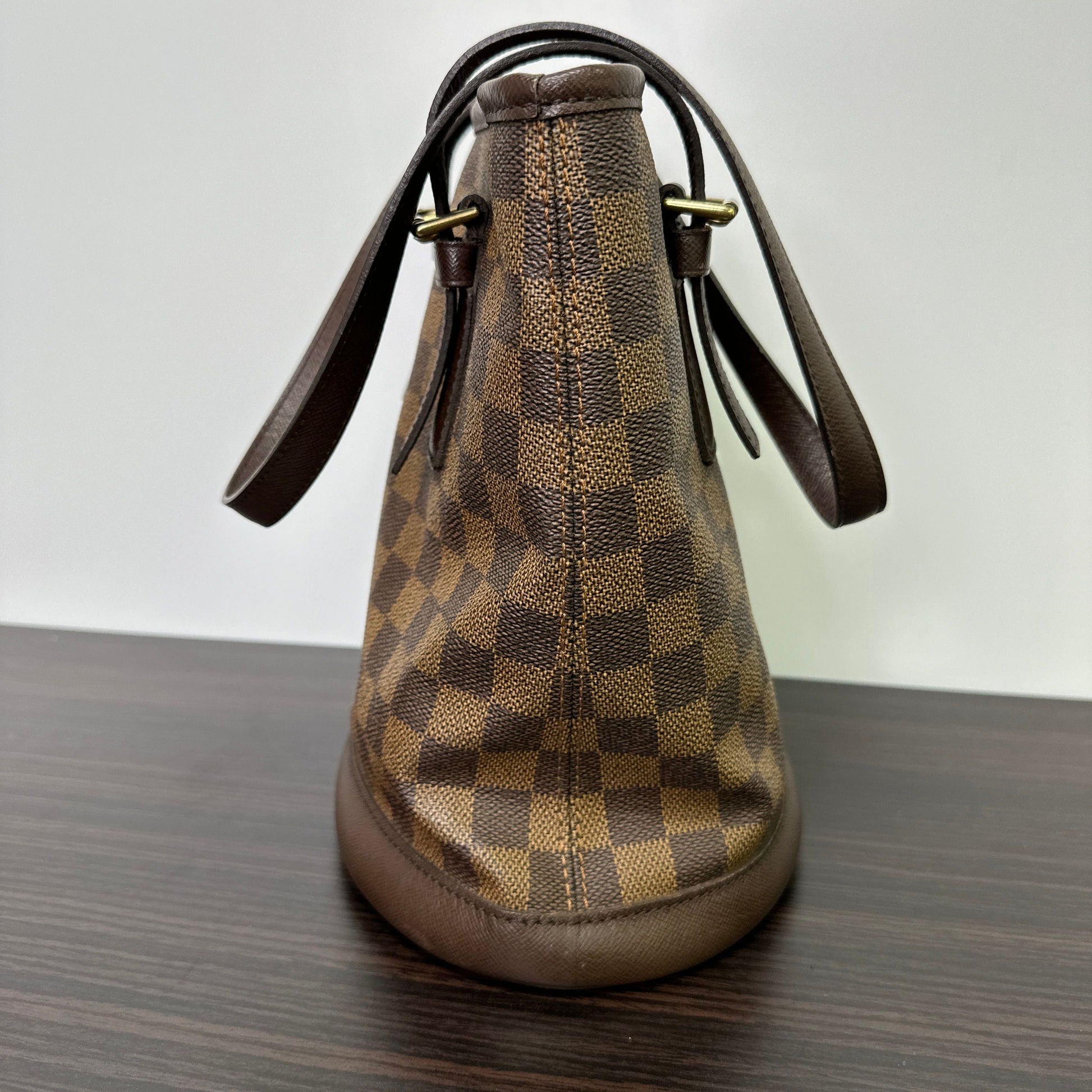 Gucci GG Supreme Horsebit - Neutrals Bucket Bags LB122912