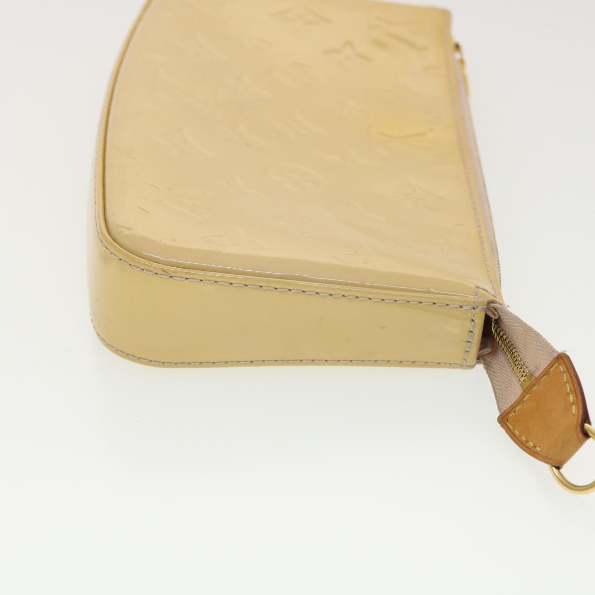 LOUIS VUITTON Monogram Vernis Pochette Accessoires Pouch Beige M90072 LV 39973