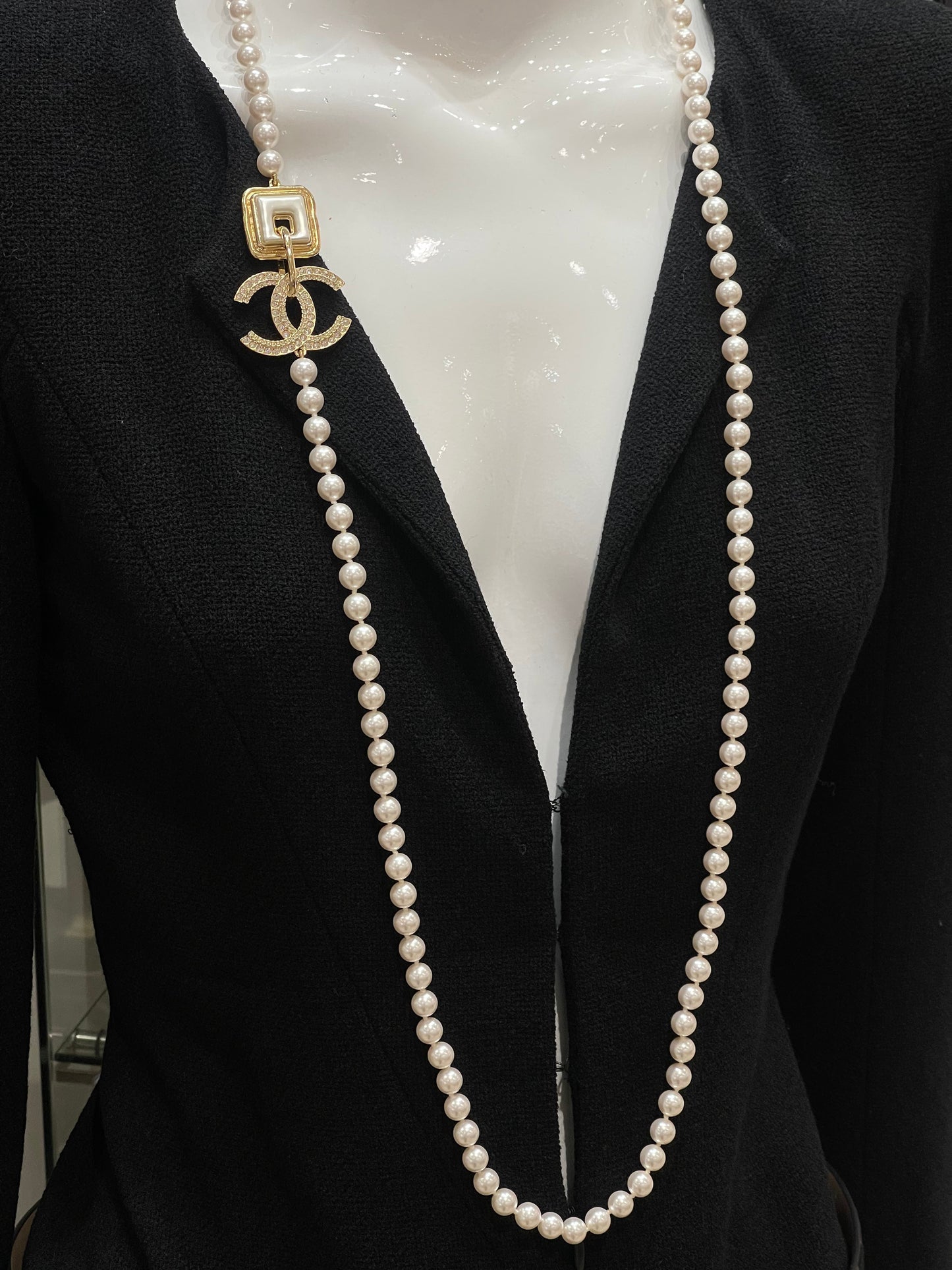 Chanel Sautoir Perles CC Jewelry