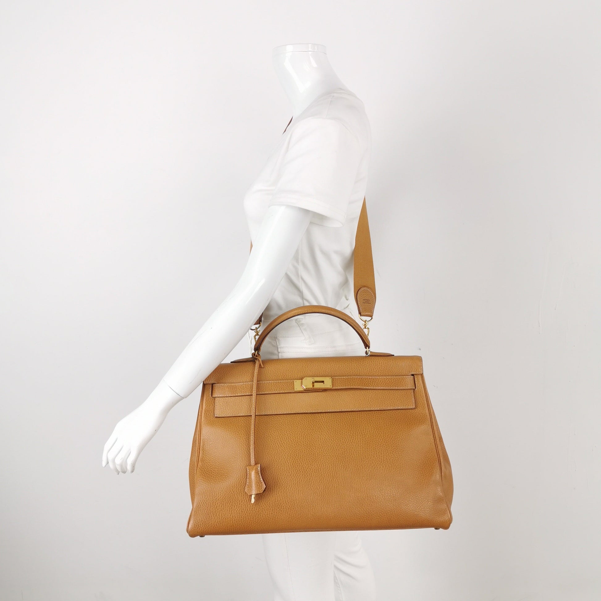 Hermes Kelly Retourne Togo Hardware Handbag Leather Gold Travel Bag