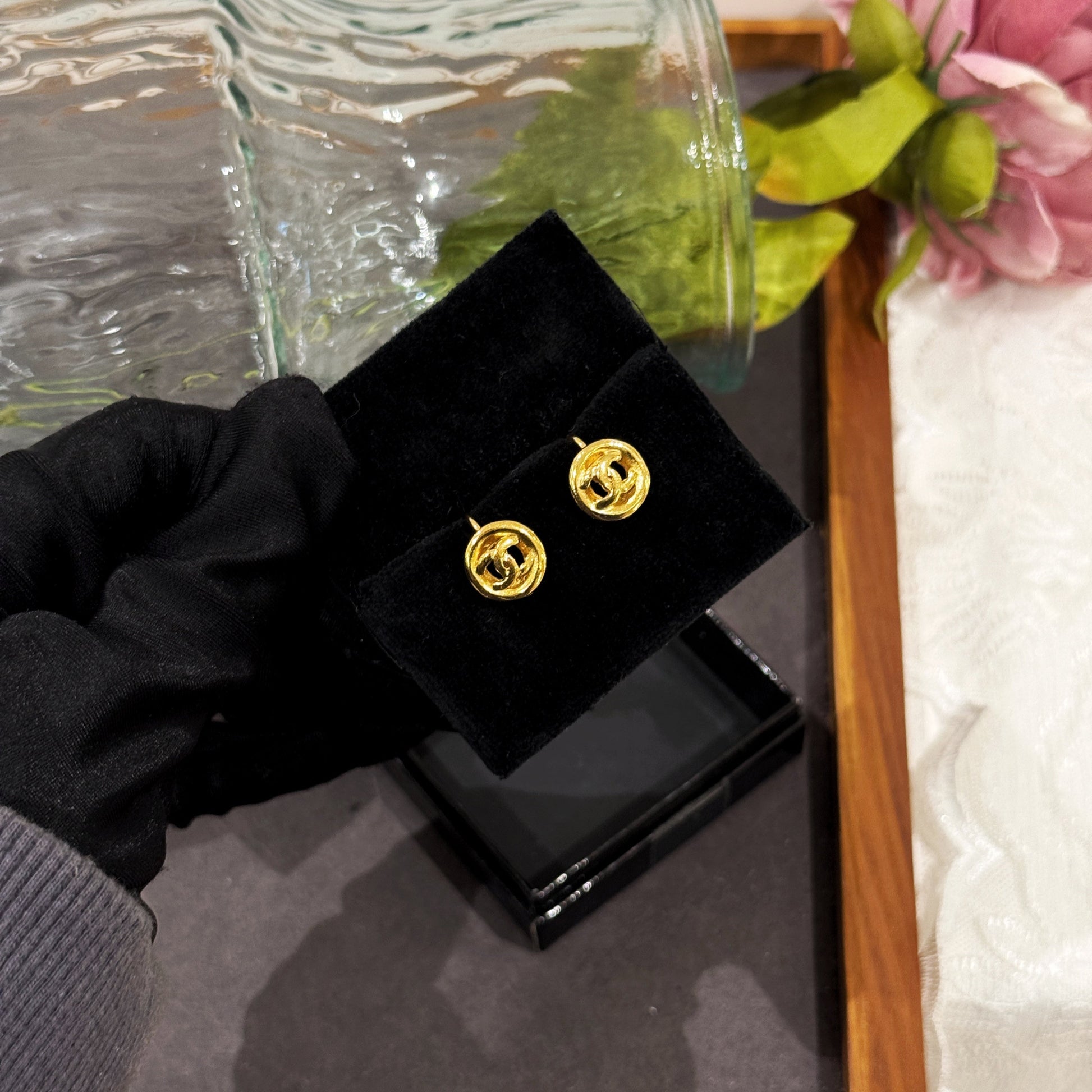 Chanel   Ear clip