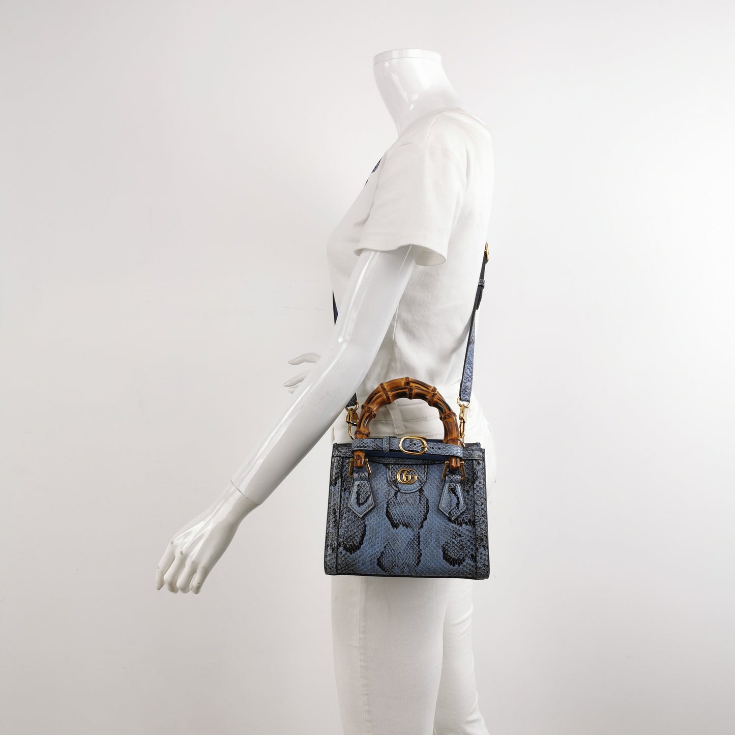 Gucci Diana Snake-skin Bamboo Handle Strap Leather Blue Cream Mini Travel Bag