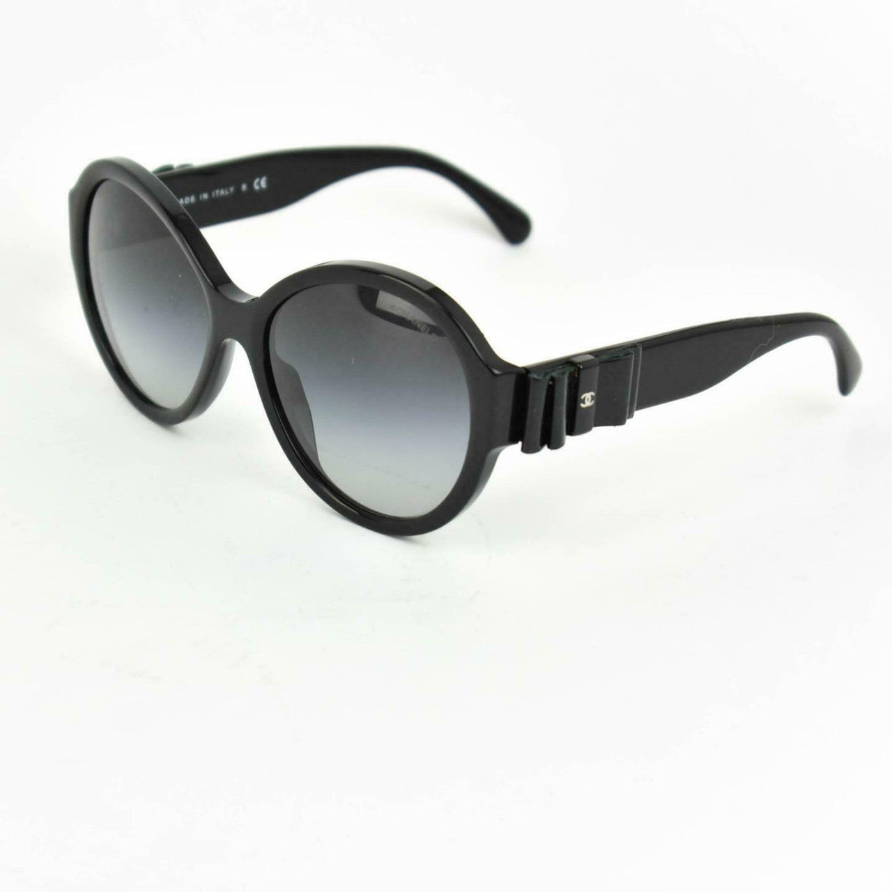 Chanel Interlocking Bow & Logo Sunglasses Bag