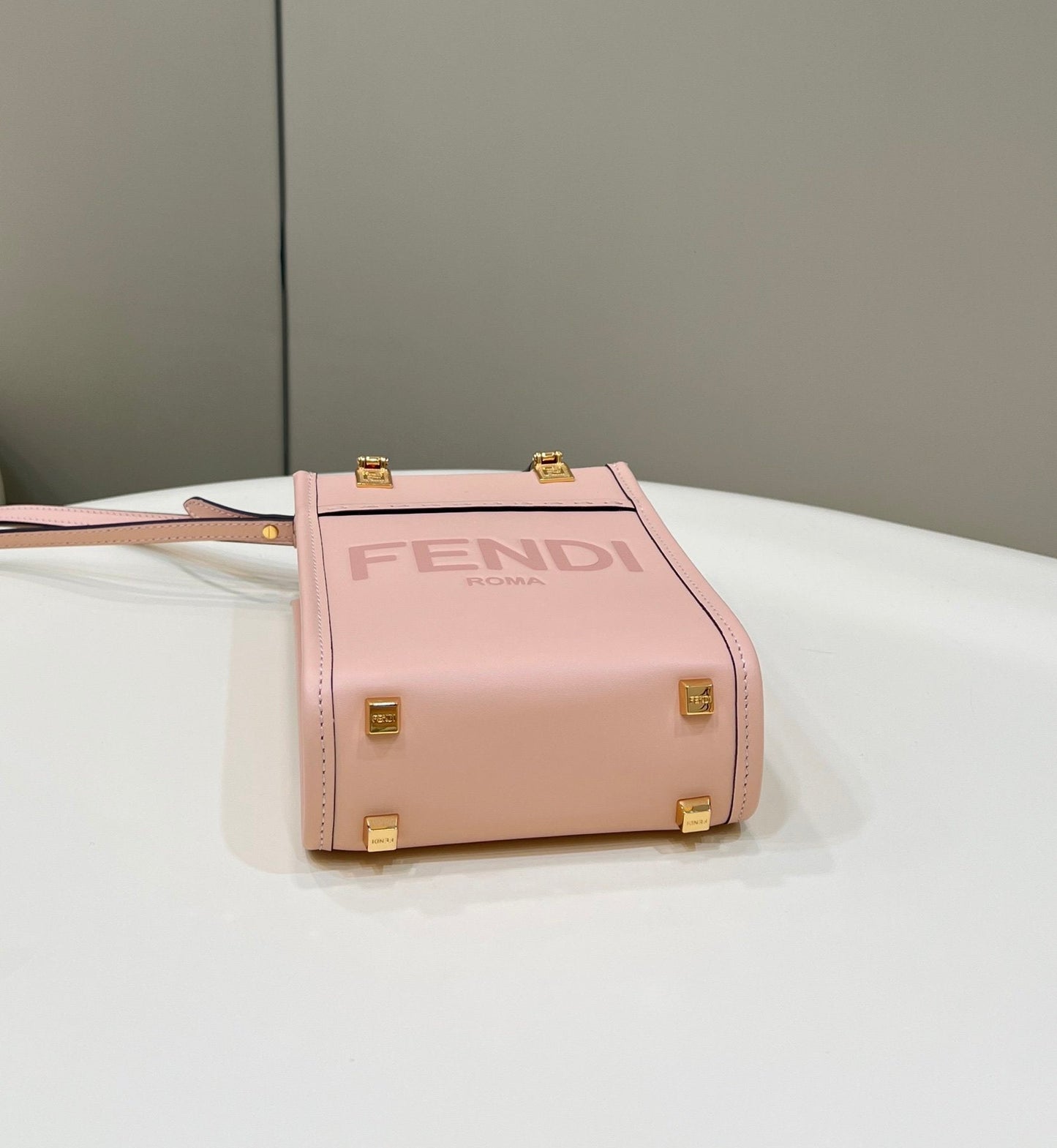 Fendi Top QualityTop Quality Sunshine Shopper Pink Mini FF Crossbody Bag