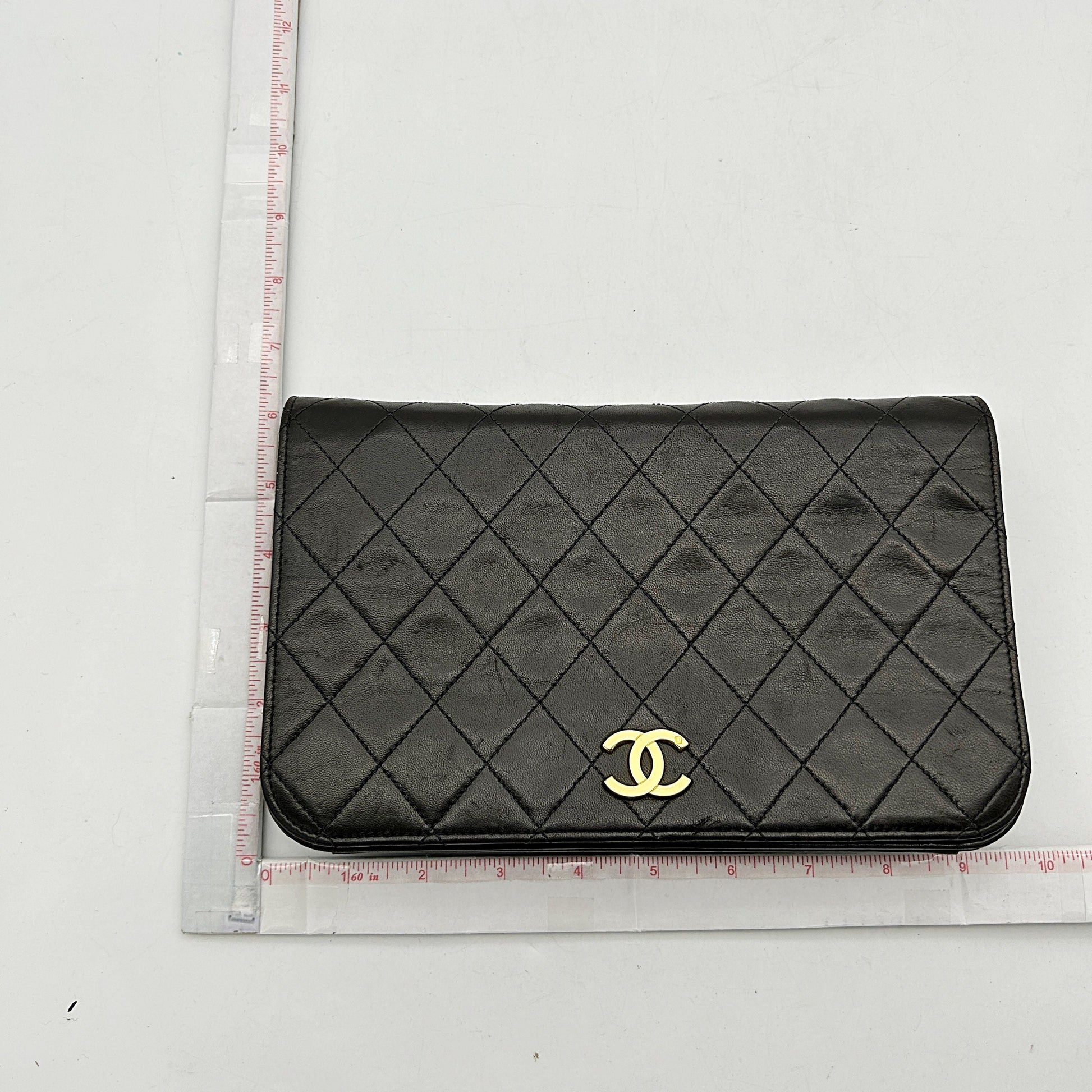 Chanel Quilted Classic CC Flap Bag - Black Shoulder Bags, Handbags ch55194ce
