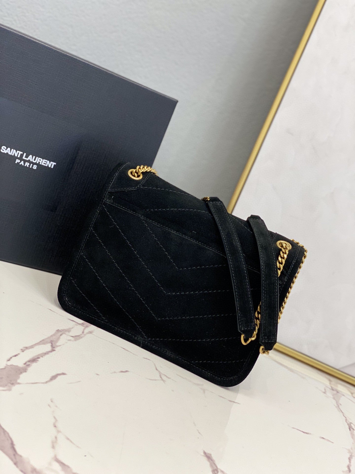 YSL Saint Laurent Niki Baby 8in 21cm Black Chain Handbag