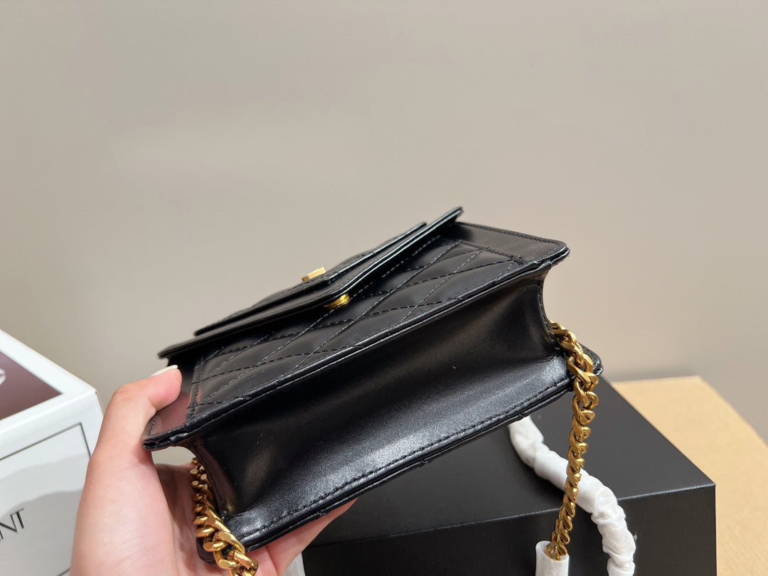 EN - Luxury SLY 319 Travel Bag