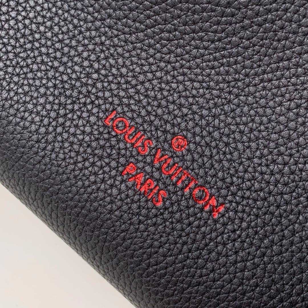 Louis Vuitton ON MY SIDE Fashion Accessory