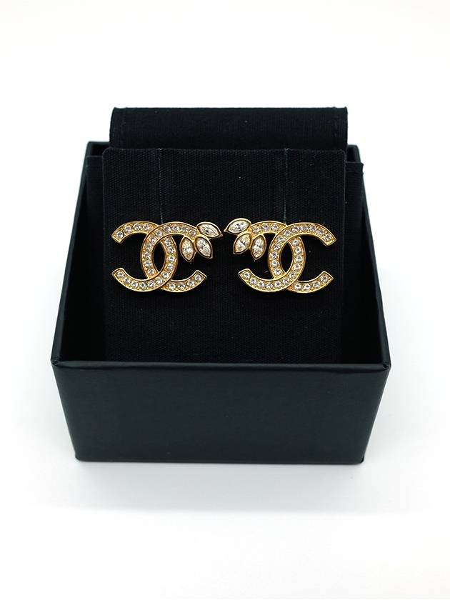 CC Logo Leaf Earrings Gold Chanel