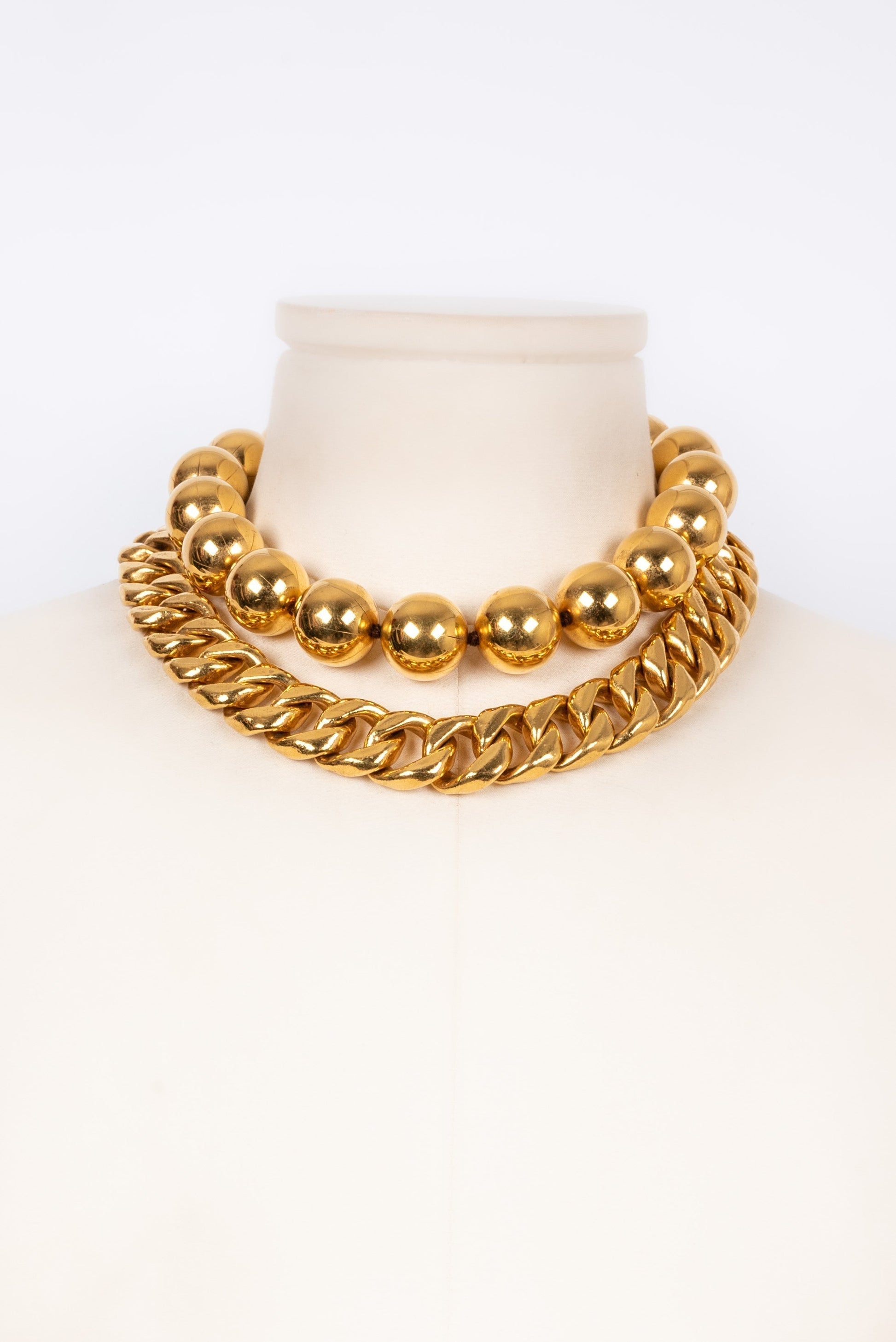 Collier dor?© Chanel s