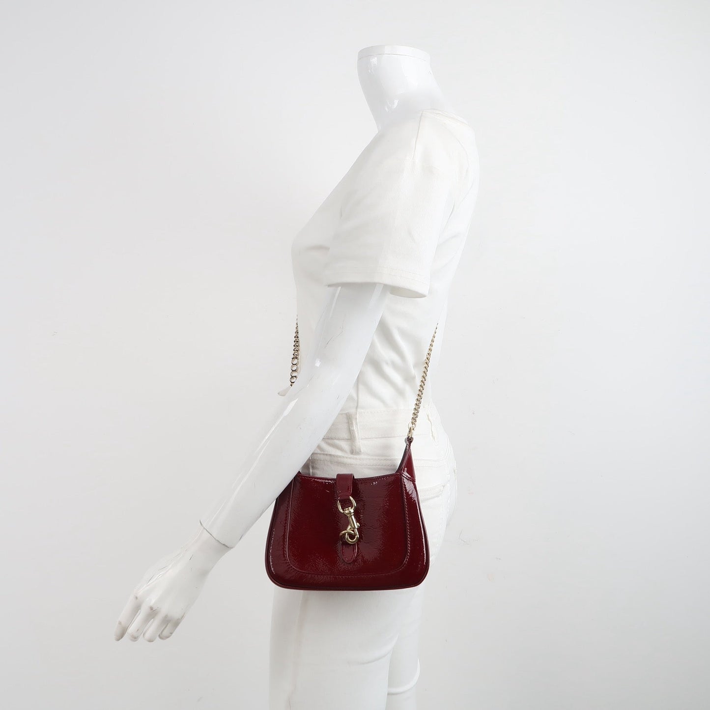 Gucci Jackie Notte Burgundy Ancora Chain Leather Patent Red Gold Crossbody Bag