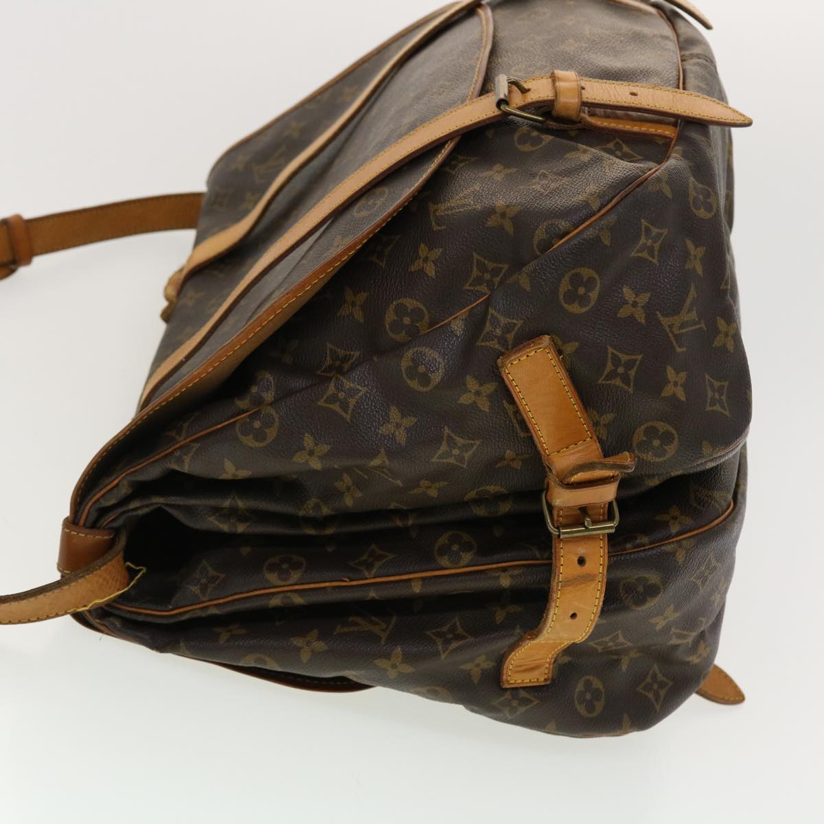 LOUIS VUITTON Monogram Saumur 43 Shoulder Bag M42252 LV 40297