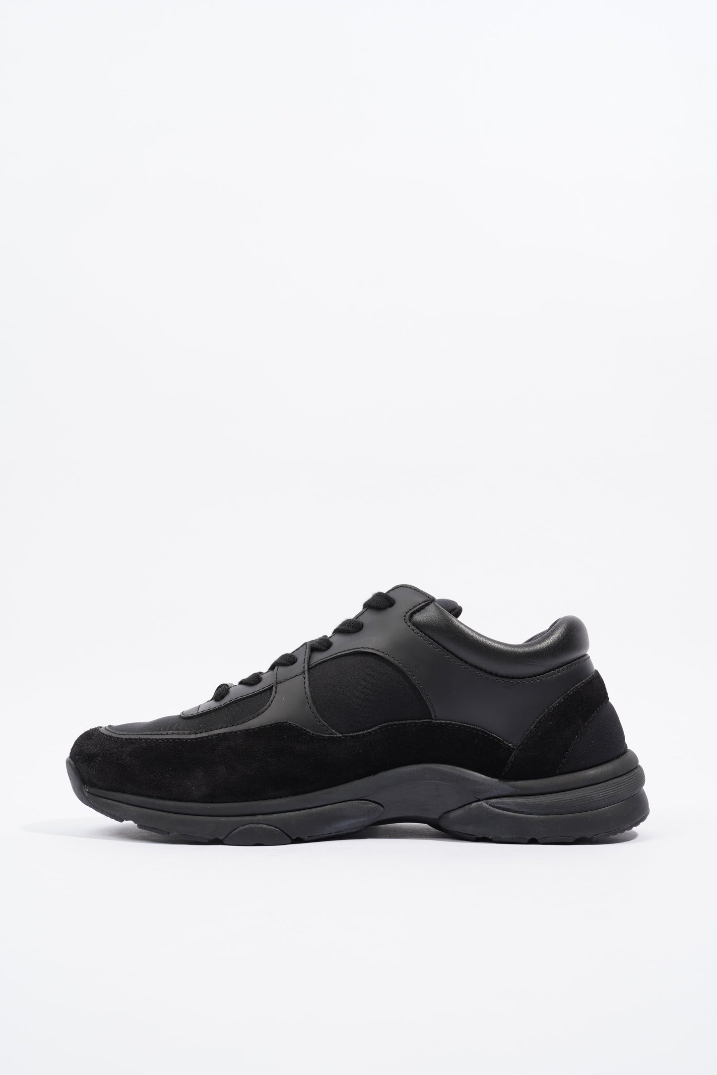 Chanel CC Logo Sneaker Black Leather EU 42 UK 8