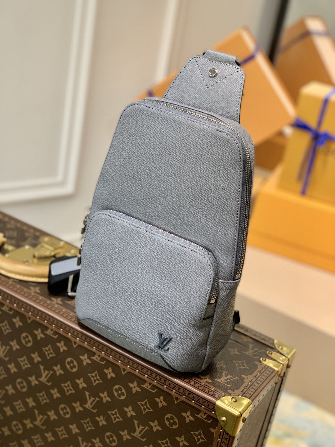 Top Quality Avenue Sling Bag Taiga Grey Crossbody Bag