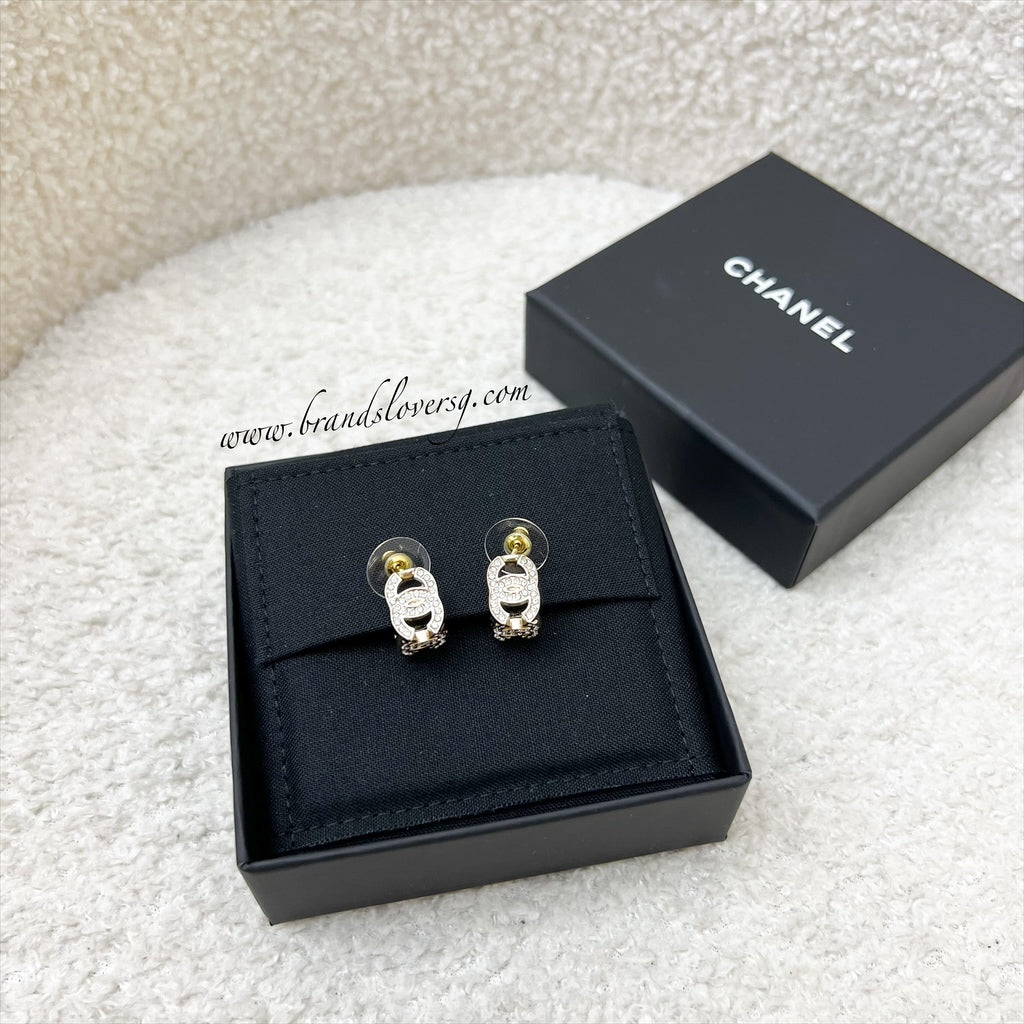 Chanel 23B Earrings with CC Logo and Diamantes in Lghw ( )