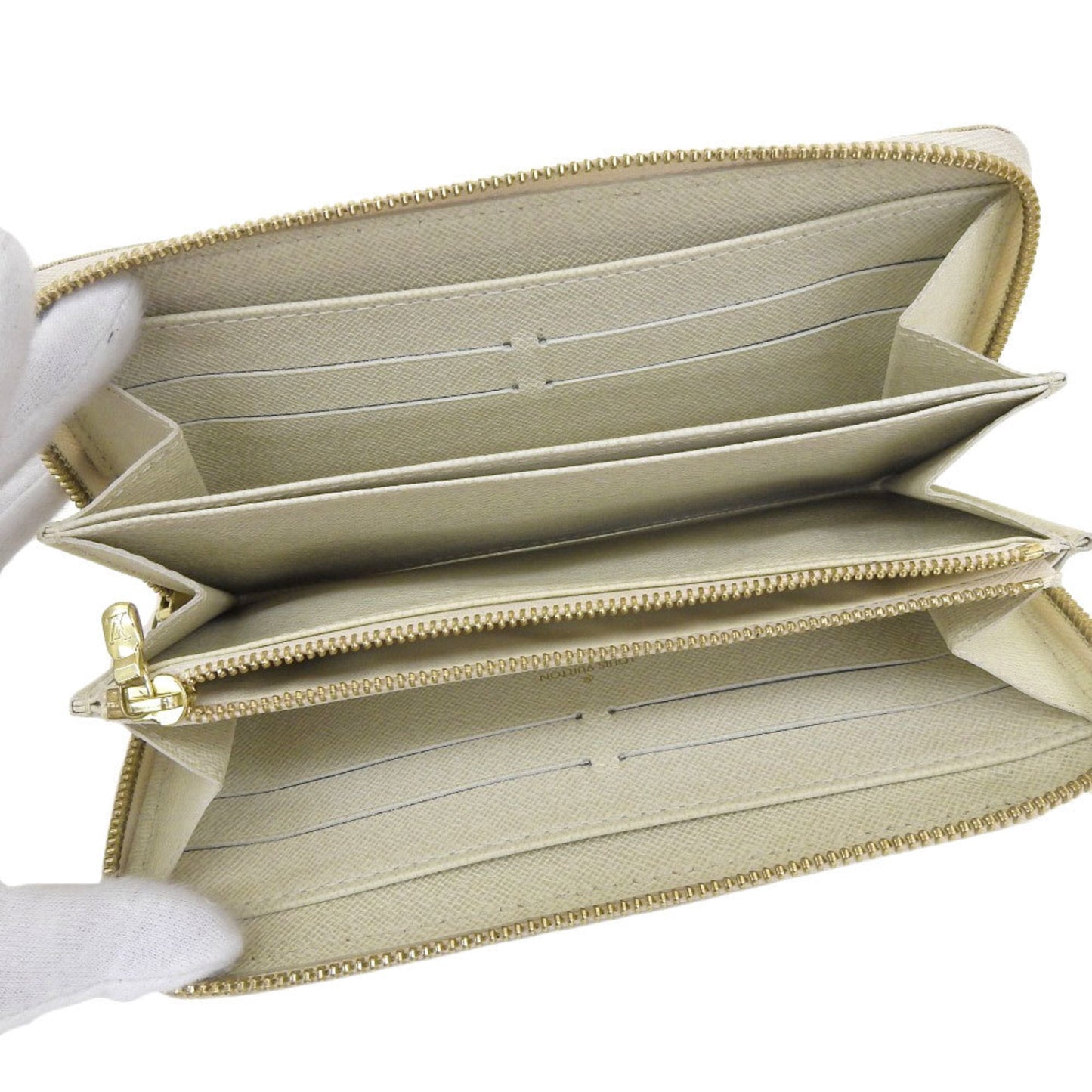 Louis Vuitton Wallet Style 9