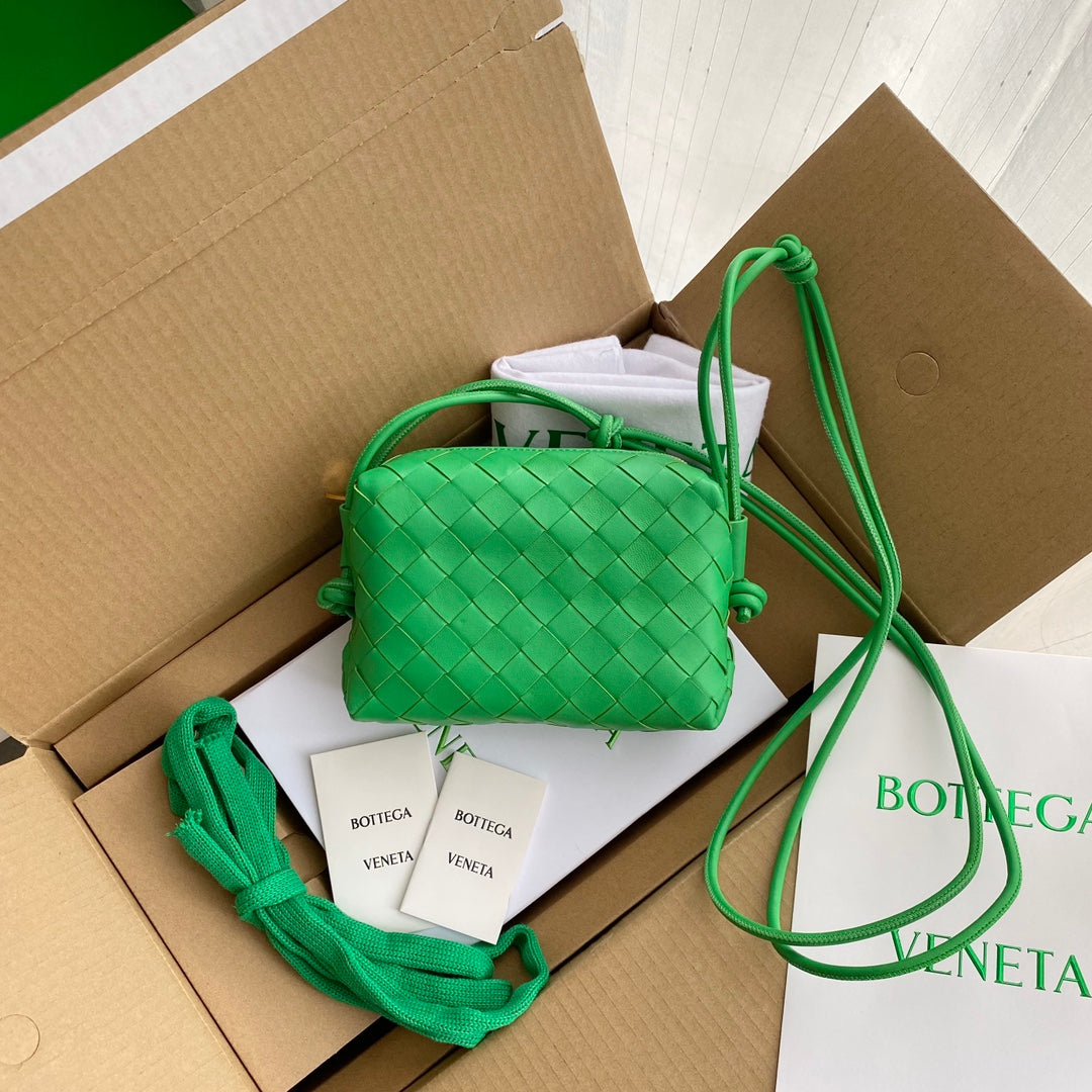 Top Quality Loop Camera Bag For Women Green Mini Crossbody Bag