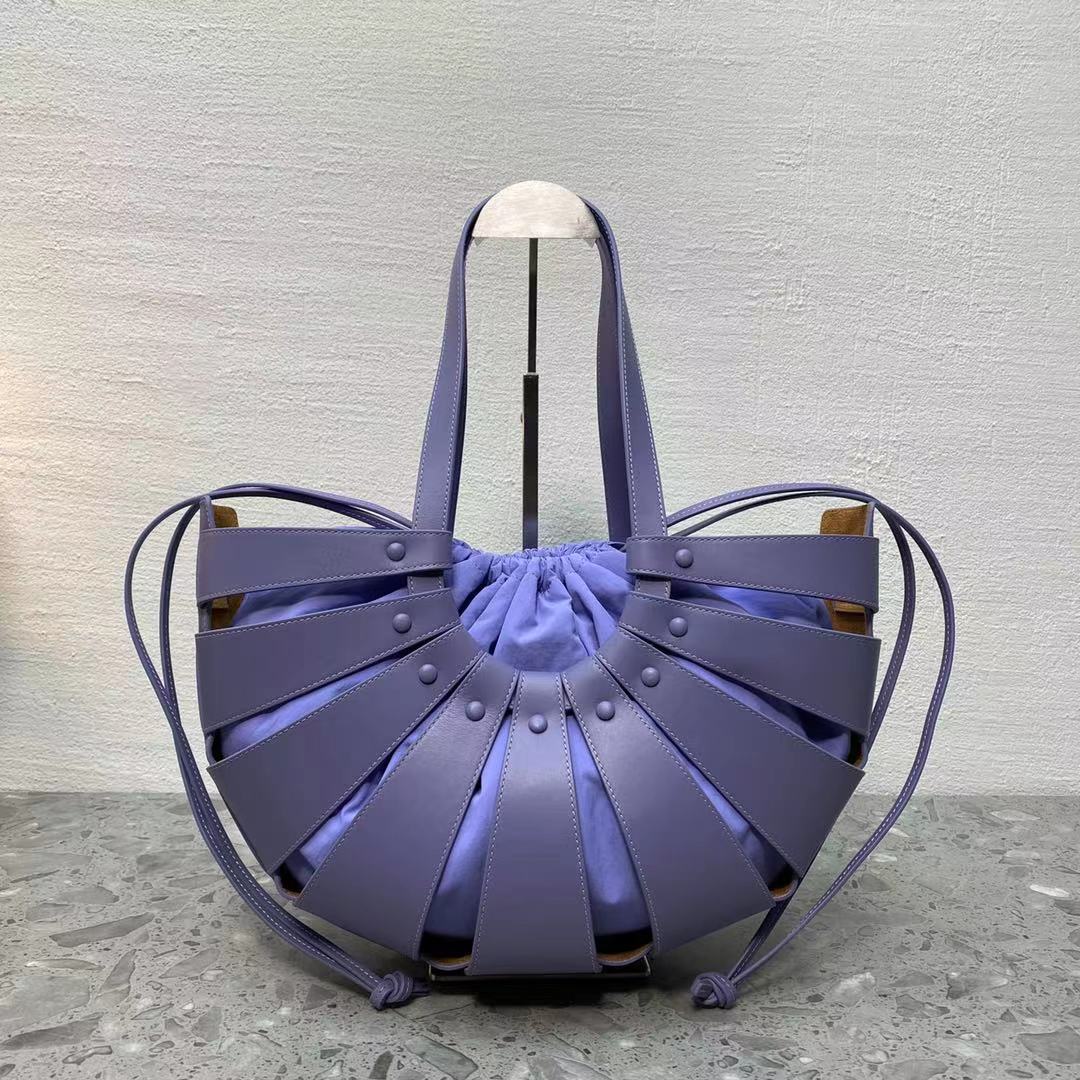 Top Quality Metop Qualityum Shoulder Bag Violet