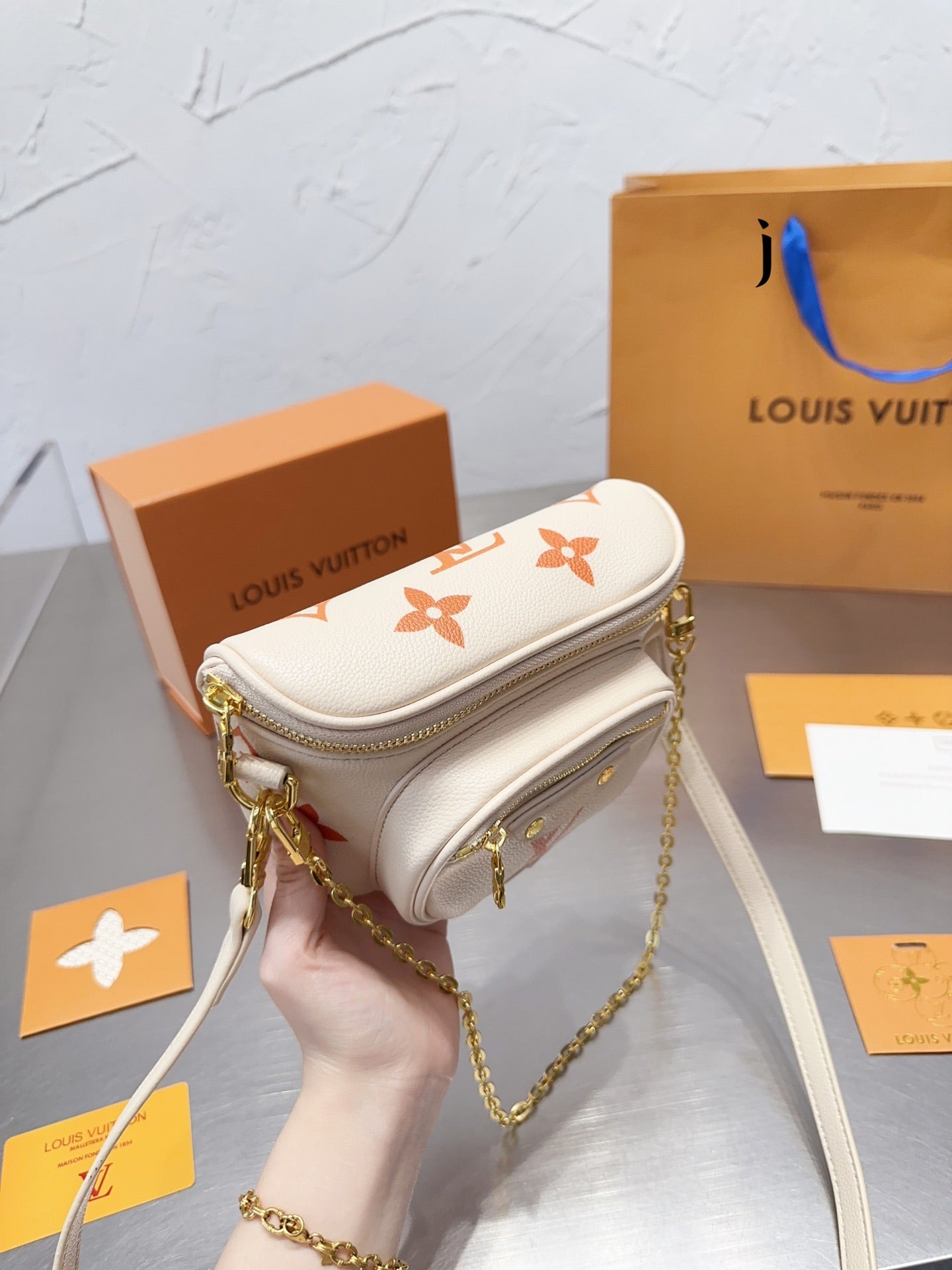 EN - Luxury LUV 841 Travel Bag