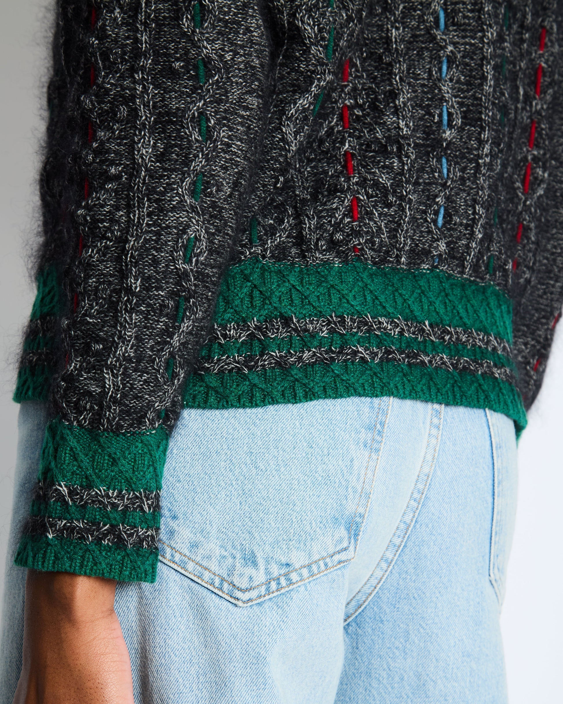Chanel Grey Cable-Knit Cashmere Jumper With Embroidered Details And Floral Pin Size Fr 36 (Uk 8) Bag