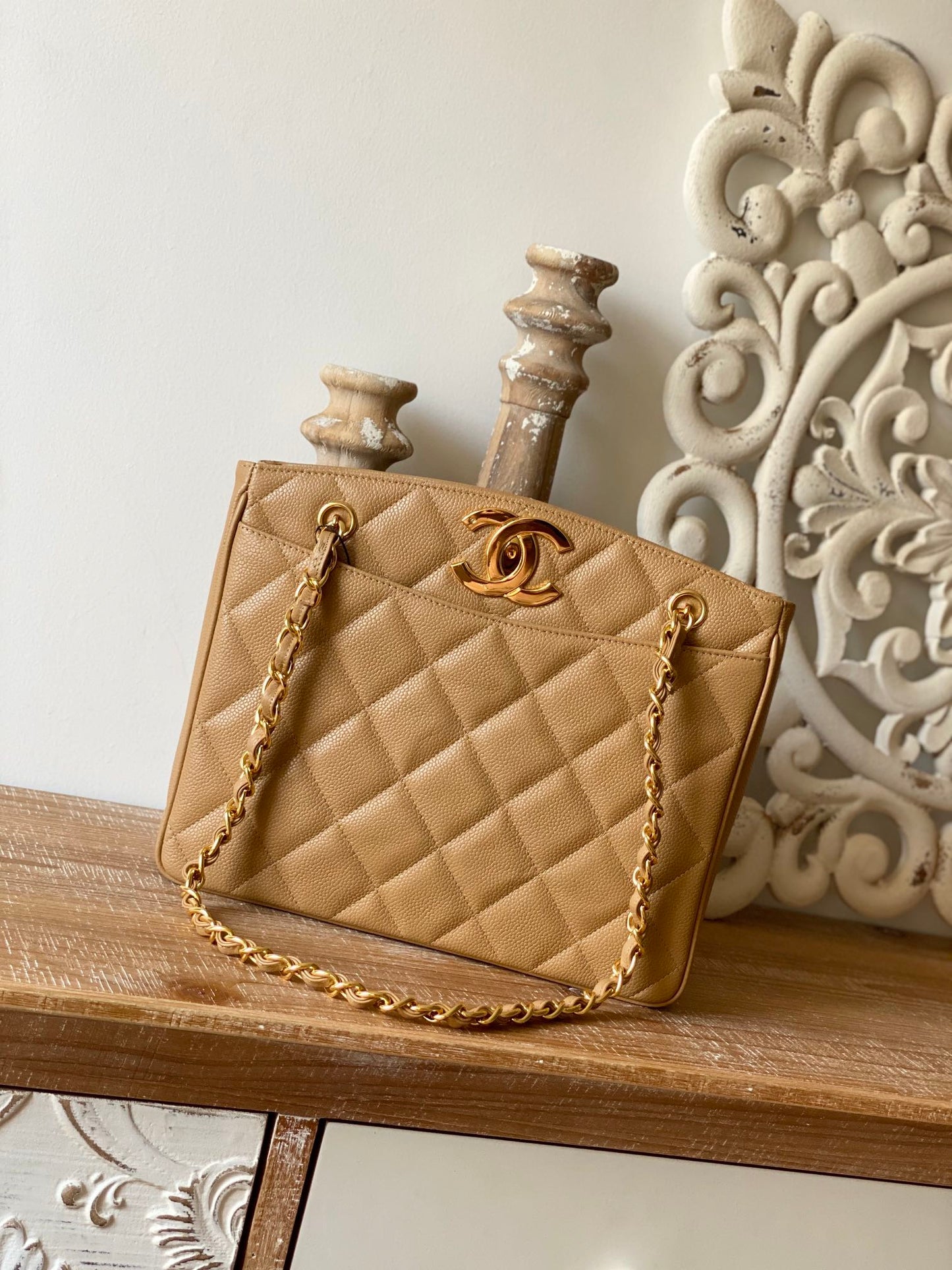 CHL Caviar 28cm 11in Quilted Beige Medium Tote Bag