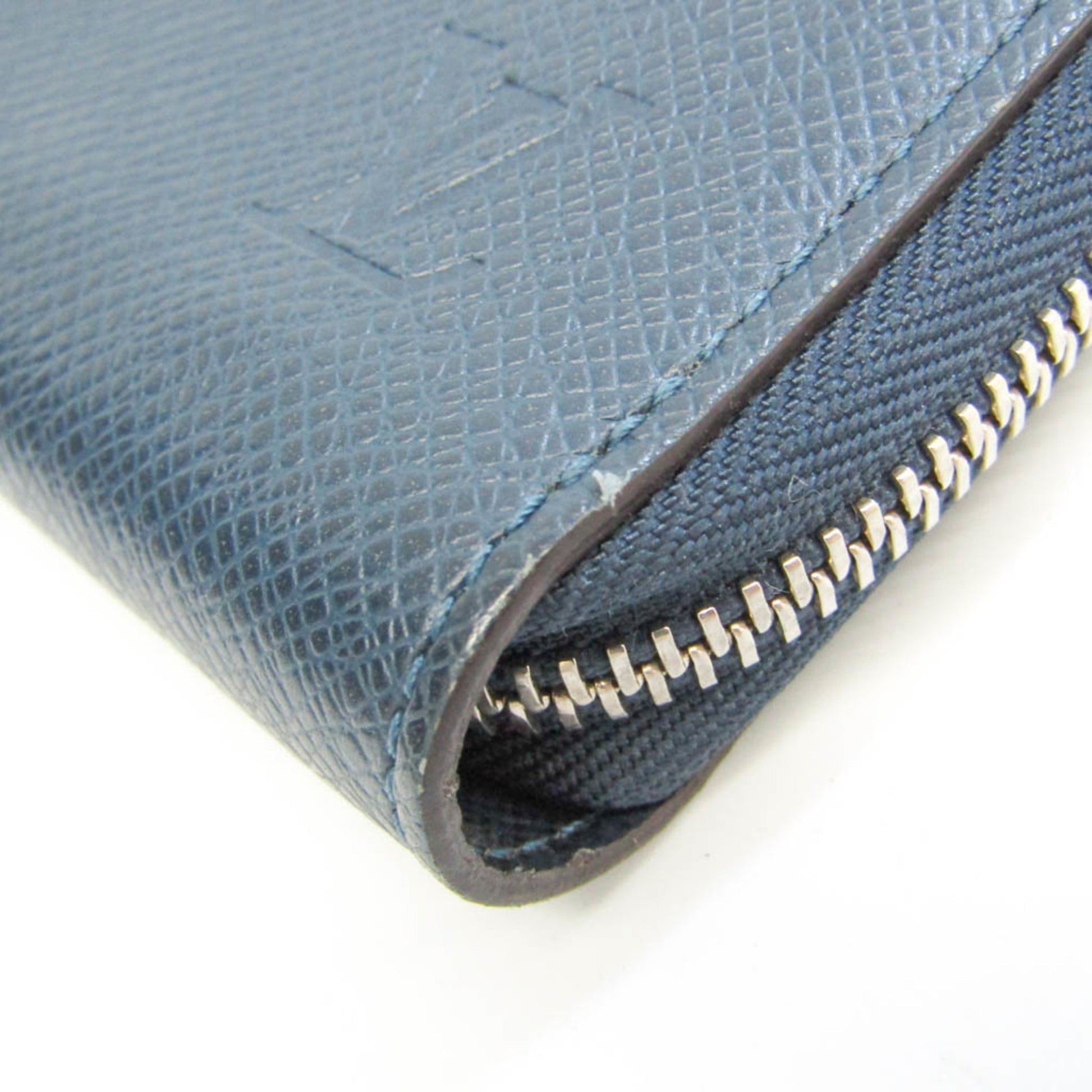 Louis Vuitton Zippy organizer Wallet