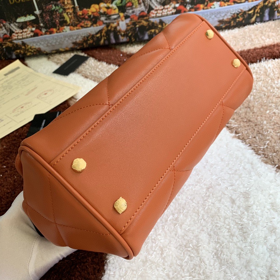 Top Quality Sicily Bag In For Women Quilted Brown Travel Bag