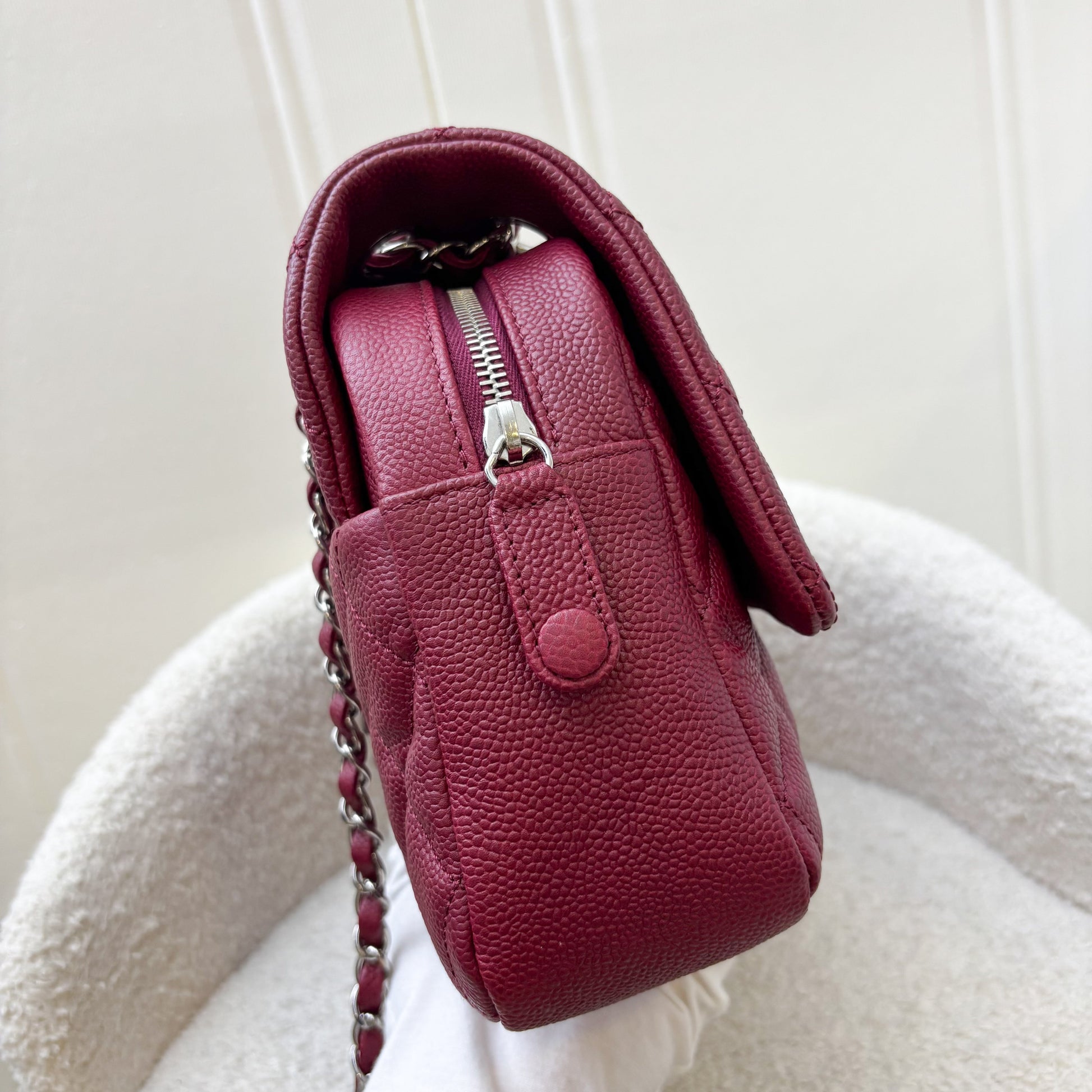 Chanel Easy Caviar Jumbo Flap Bag in Dark Red Caviar and Shw ( )