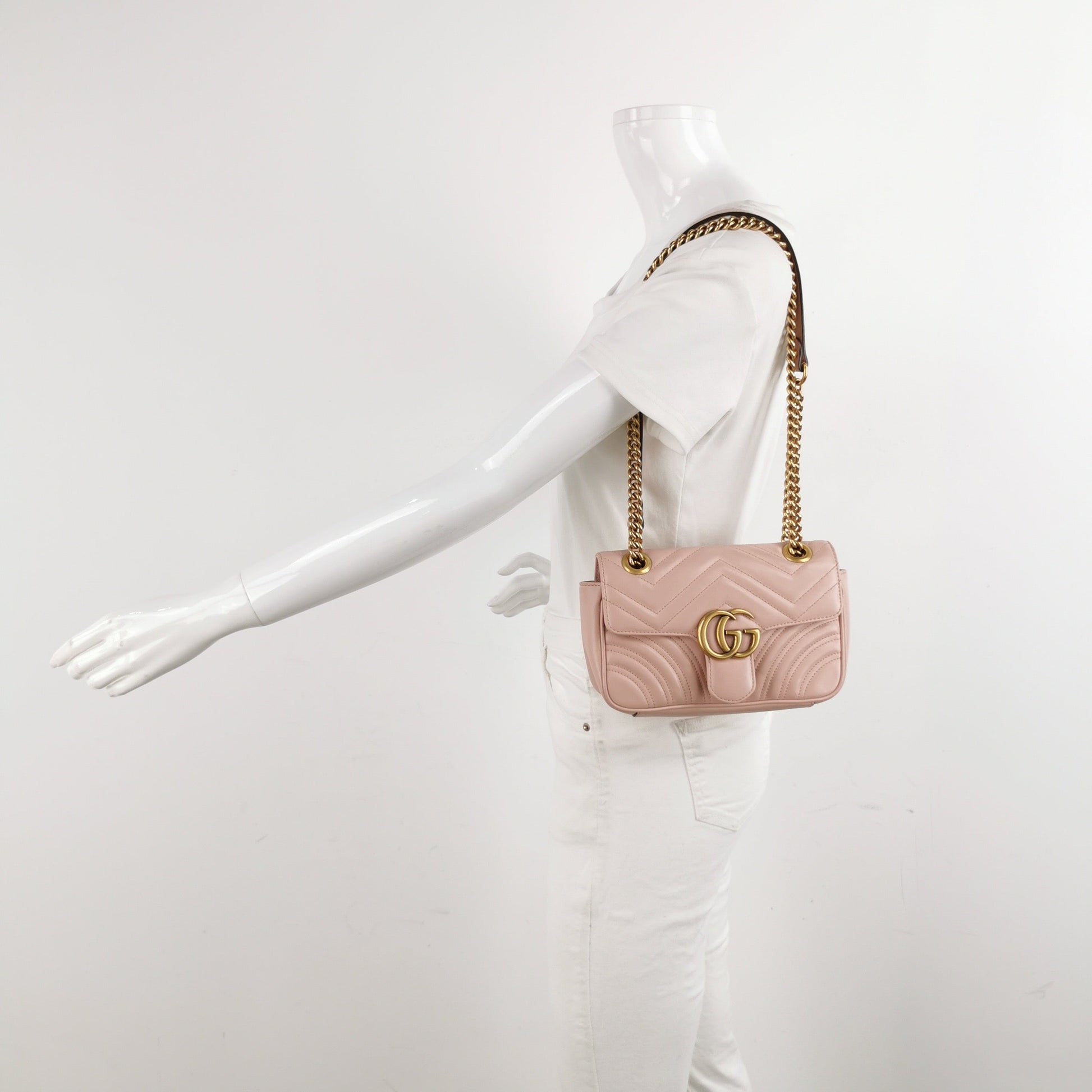Gucci Marmont Mini Flap Calfskin Handbag Hardware Leather Pink Travel Bag