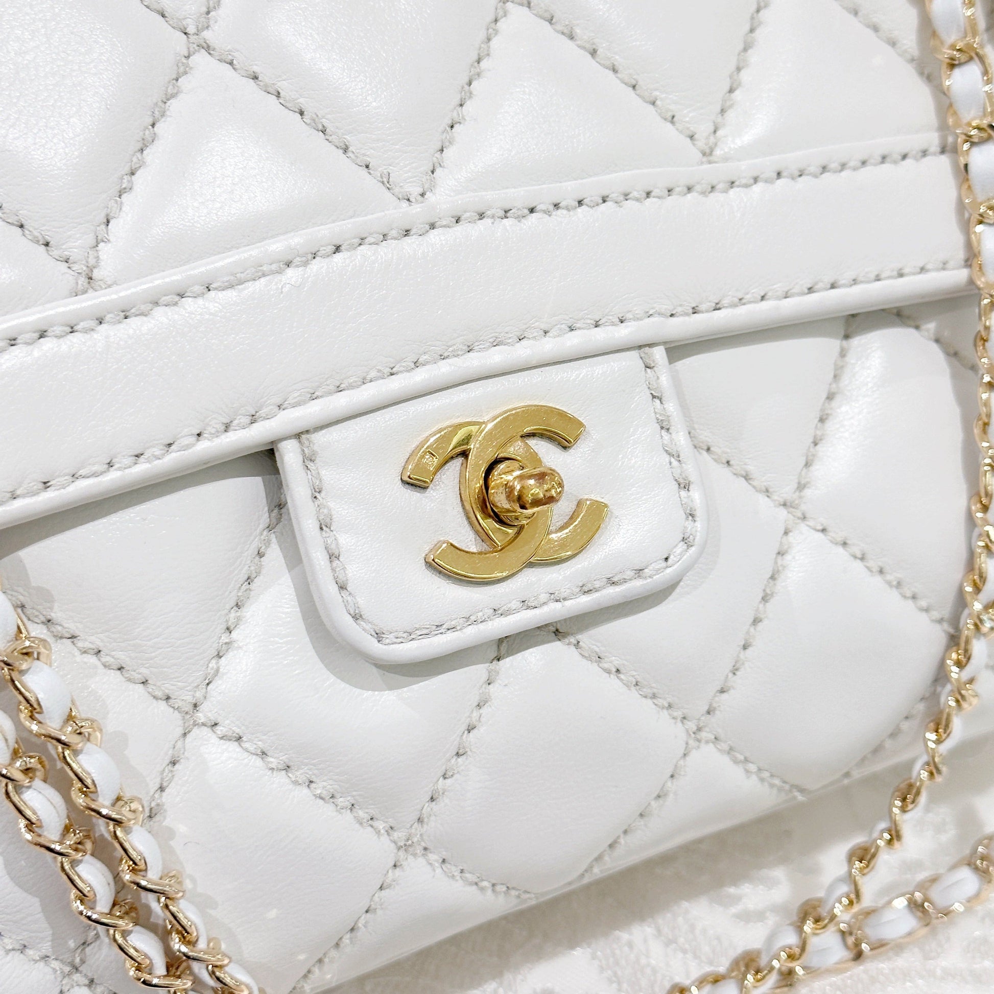 Chanel   wild stitch flap handbag