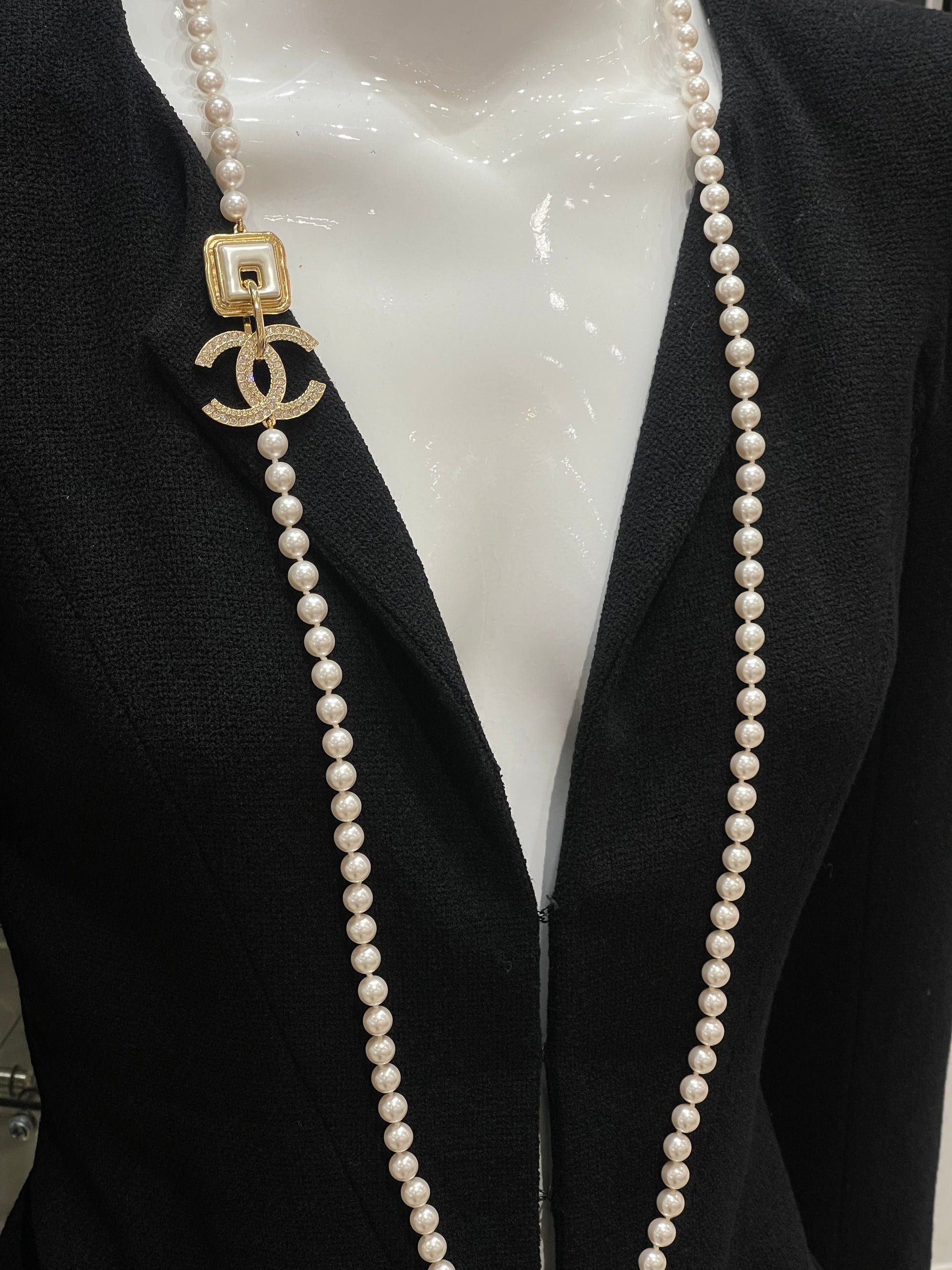 Chanel Sautoir Perles CC Jewelry