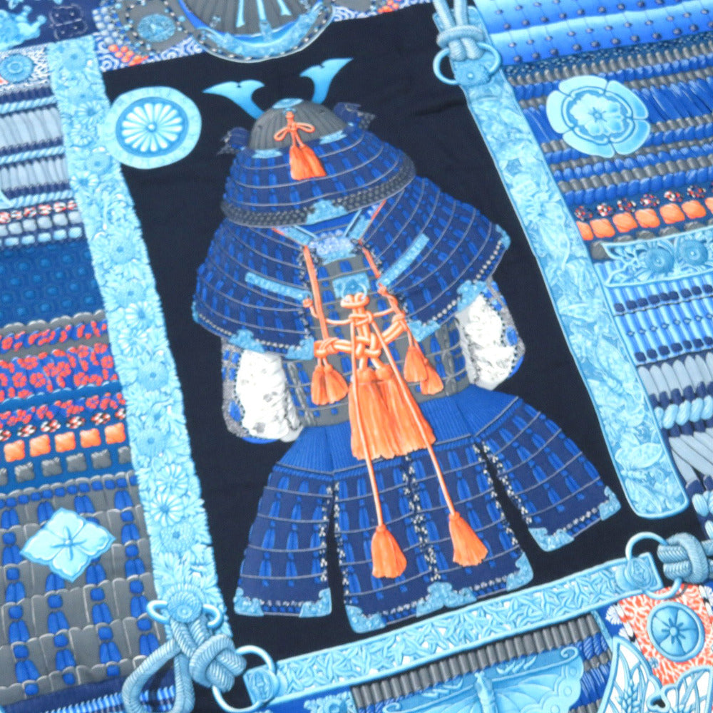 Stall Cashmere Carre Samurai Armor Helmet Parures Blue Travel Bag