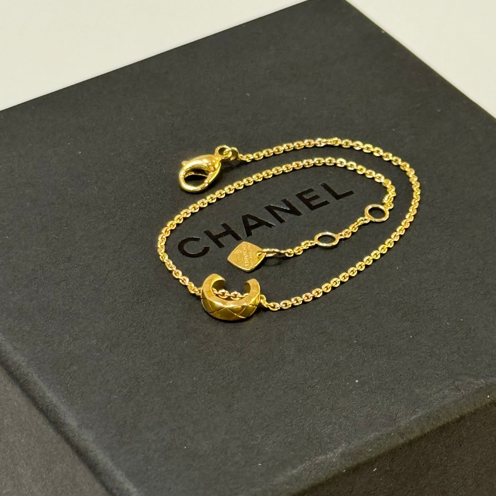 CHANEL COCO CRUSH RHOMBUS PATTERN WATER ICE MOON BRACELET