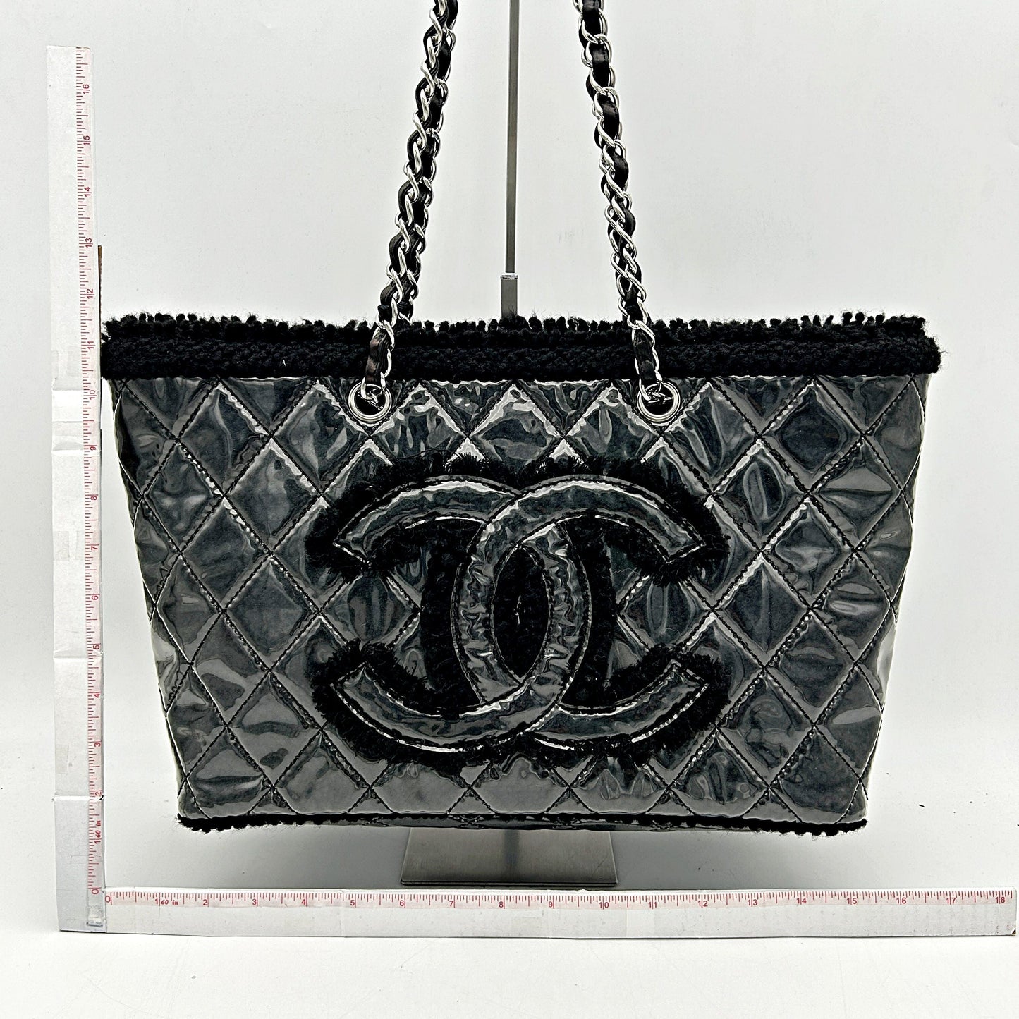Chanel PVC Tweed Tote Medium - Black Totes, Handbags ch9997hr
