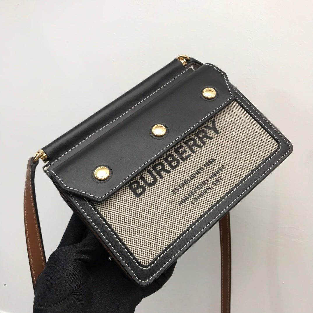 Top Quality Horseferry Print Title Bag With Black Mini Travel Bag