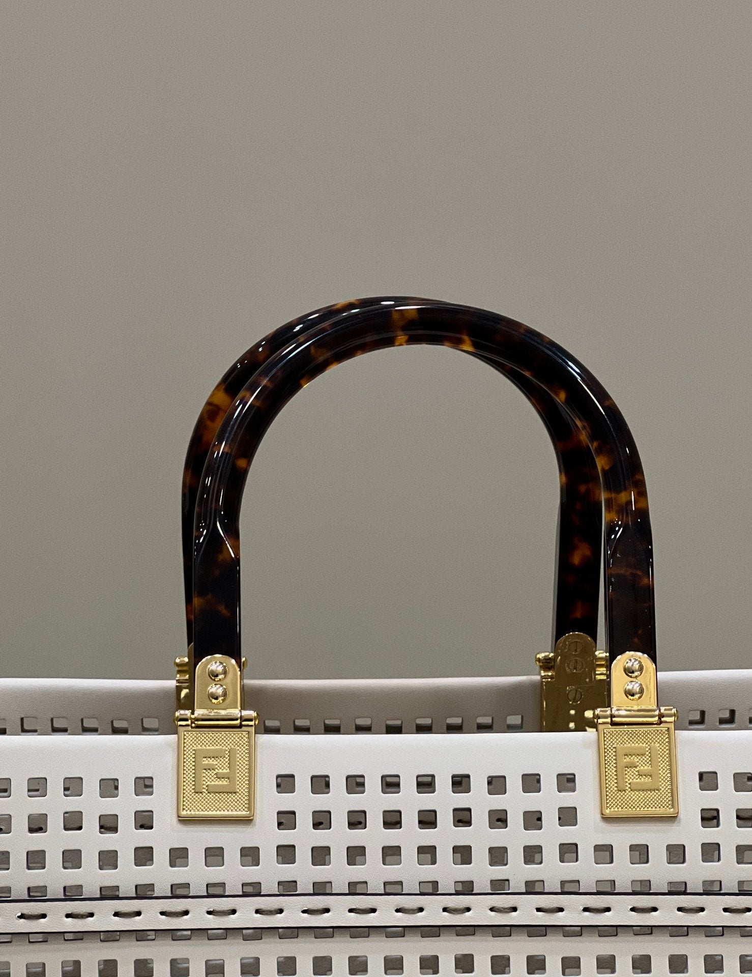 Fi Fi Sunshine Metop Qualityum Two Toned Travel Bag