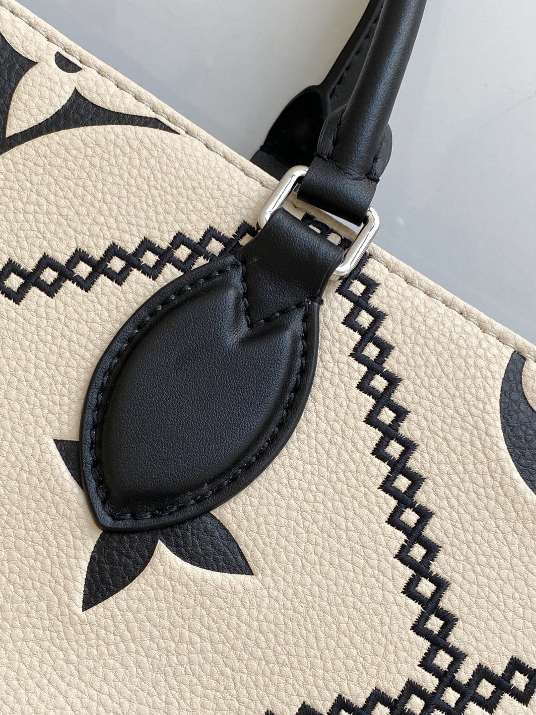 Top Quality Onthego Mm Tote Bag Empreinte Monogram Beige Crossbody Bag