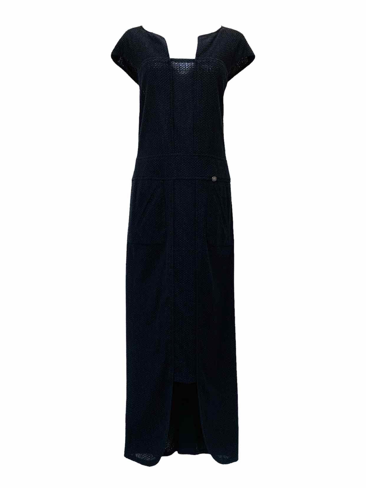 CHANEL Black Textured Size US 4 Long Dress