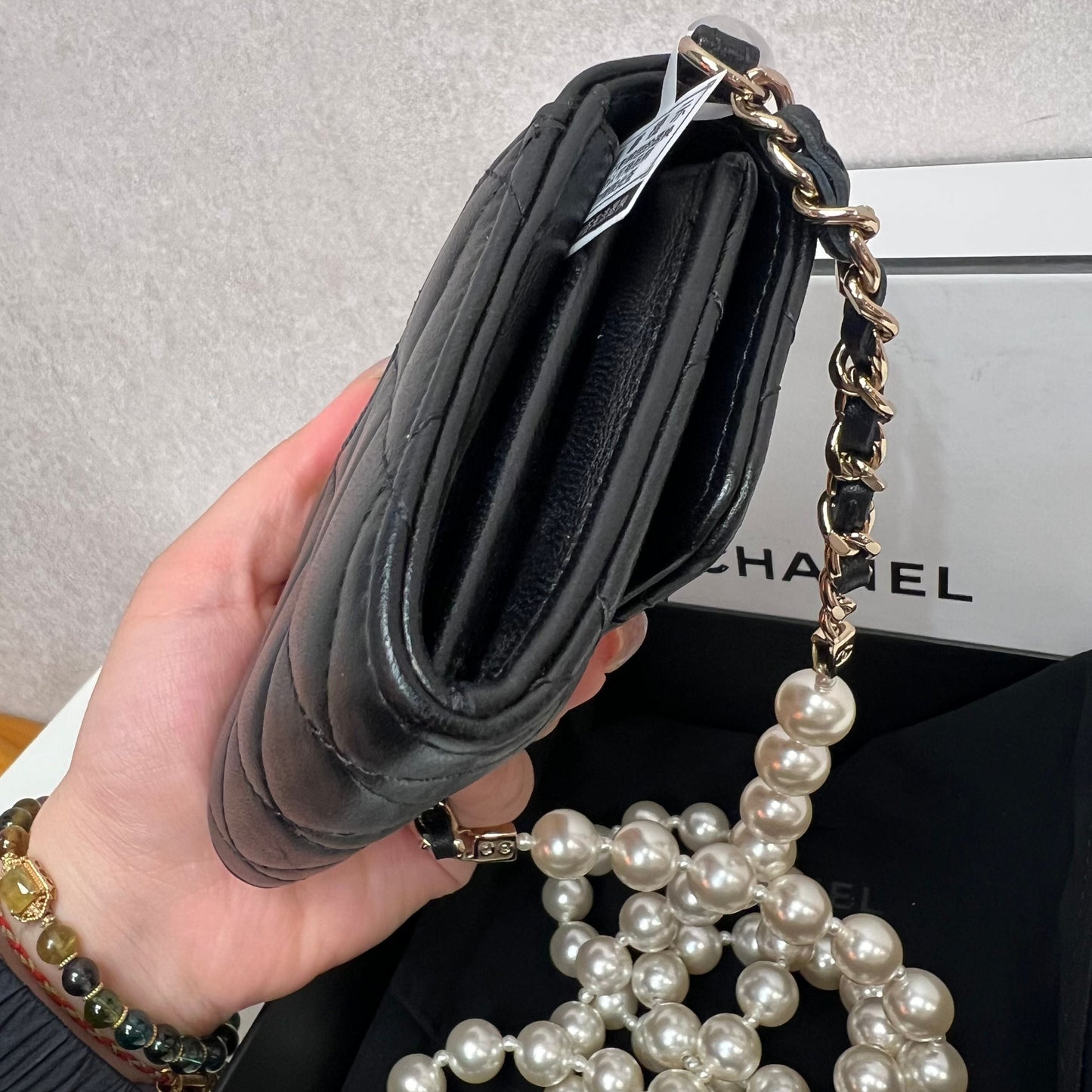 CHANEL Lambskin Quilted Pearl Card Holder With Chain Black