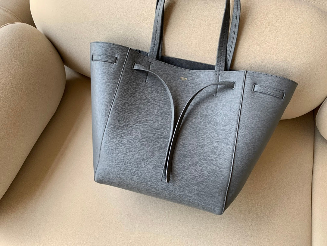 Top Quality Cabas Phantom In Soft Grained Small Travel Bag