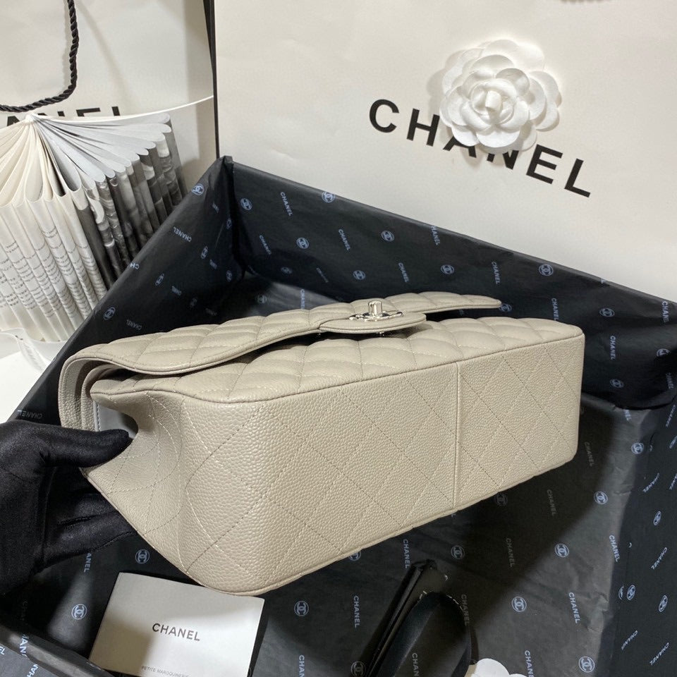CHLLarge Classic Hardware , ’s Silver Grey Shoulder Bag