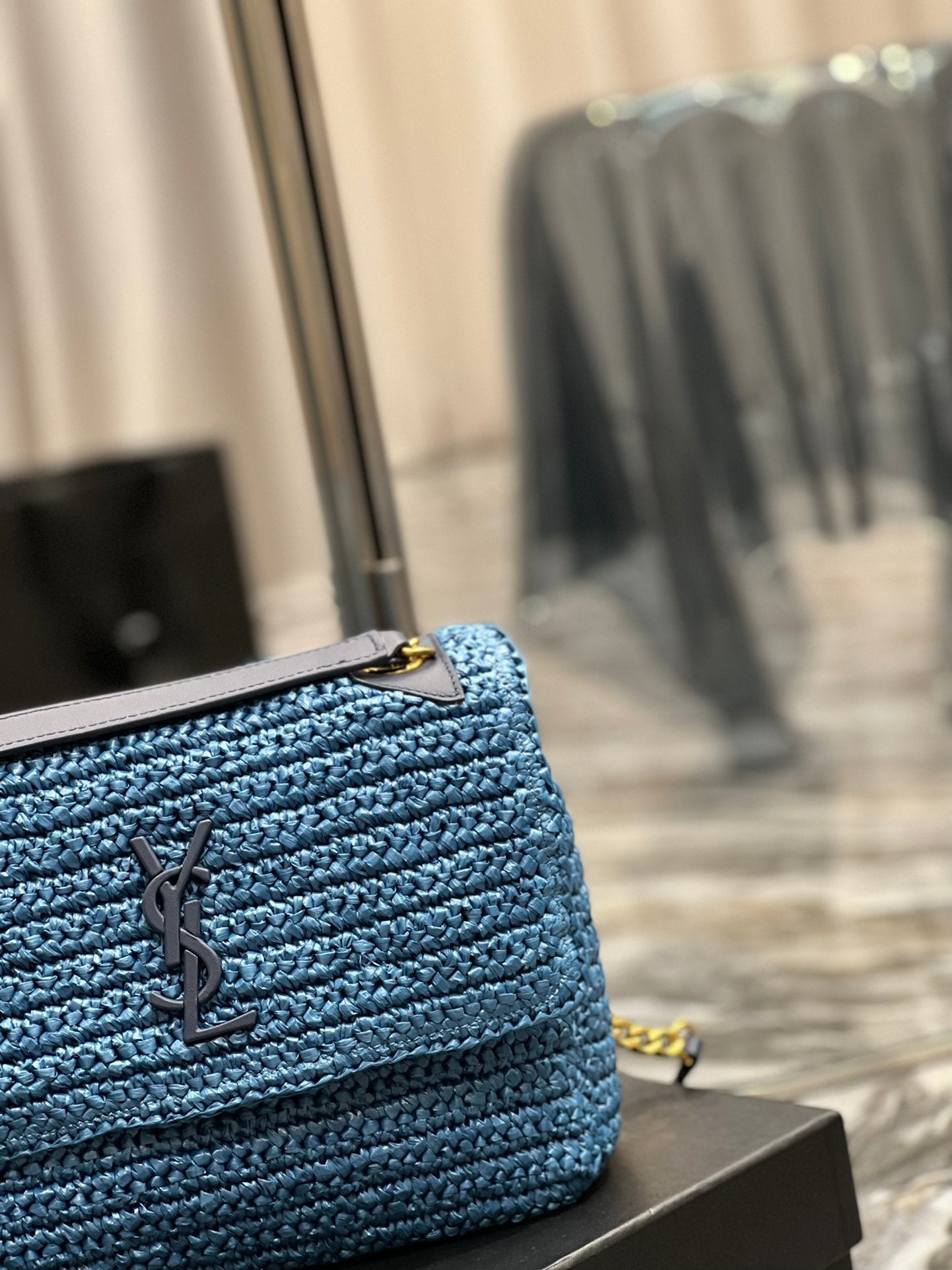 YSL Saint Laurent Niki RaTop QualityTop Qualitya 11in Blue Medium Chain Travel Bag